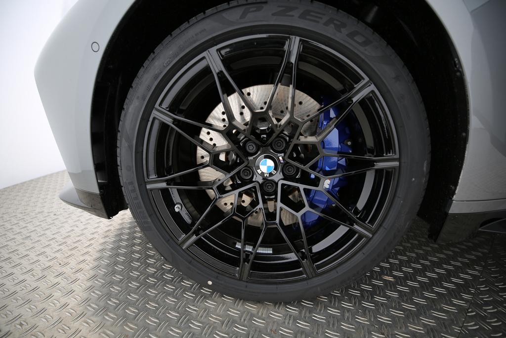 BMW M3 Competition xDrive-image-3