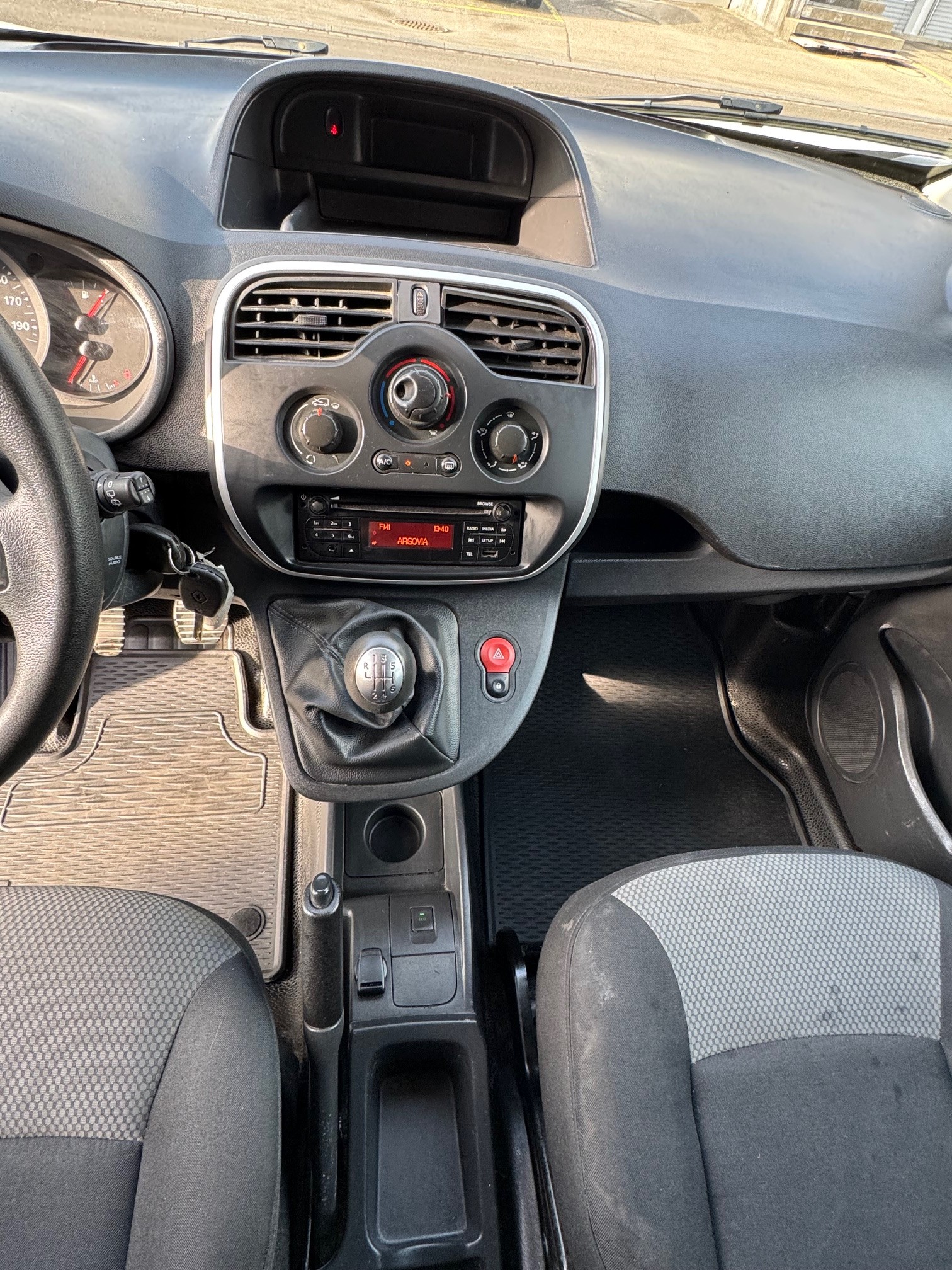 RENAULT Kangoo Maxi dCi 95 ENERGY Business 2 Pl./2 pl.-image-15