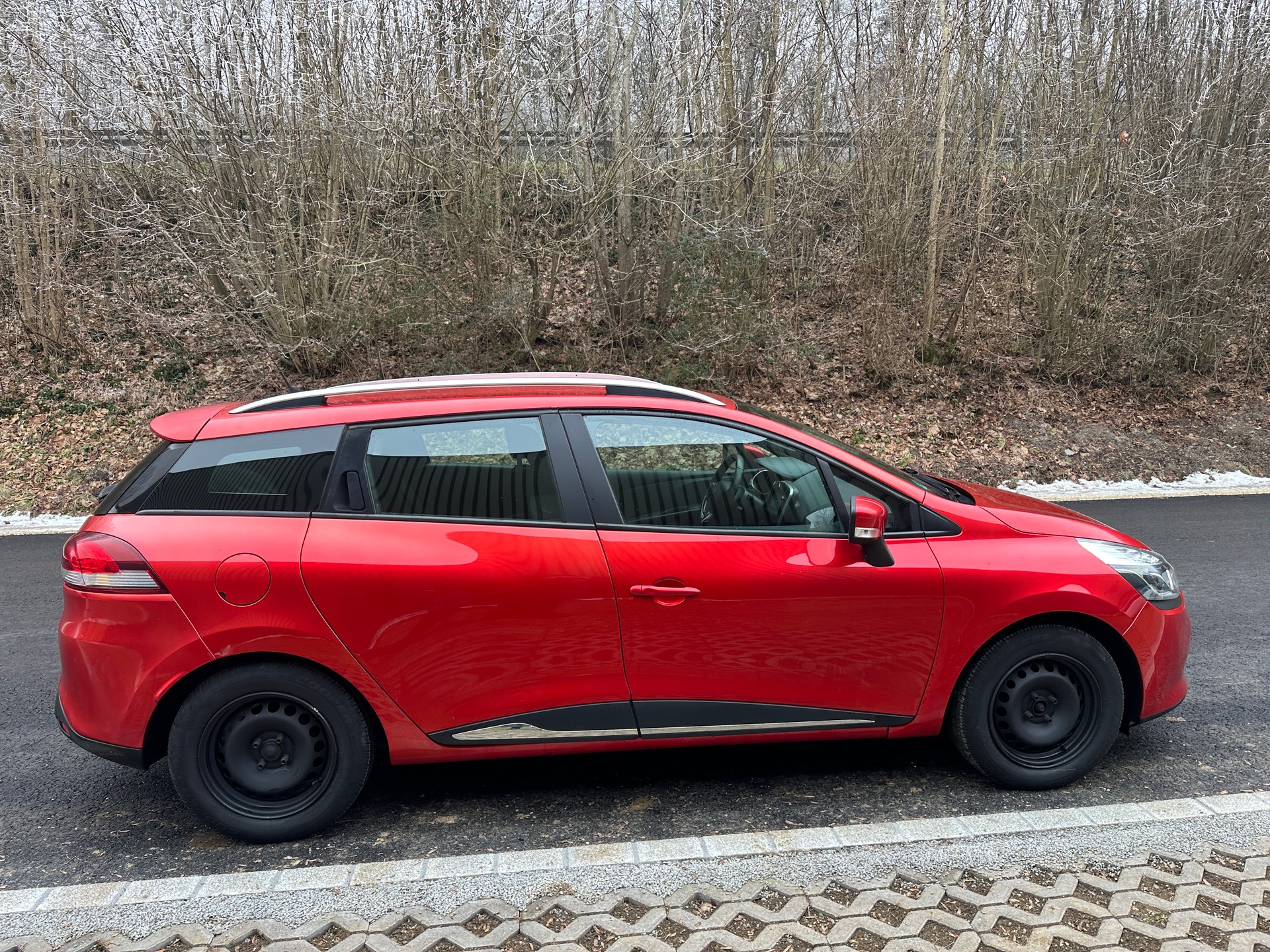 RENAULT Clio Grandtour 1.5 dCi Expression-image-6