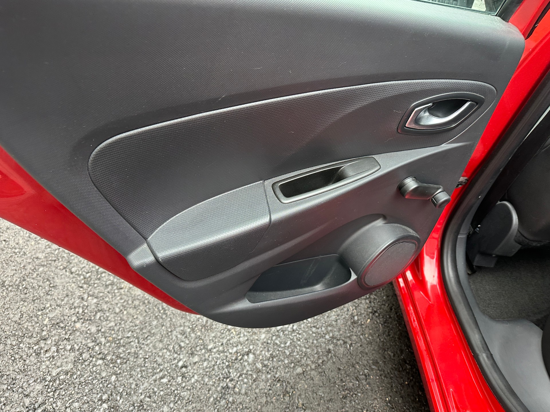 RENAULT Clio Grandtour 1.5 dCi Expression-image-10