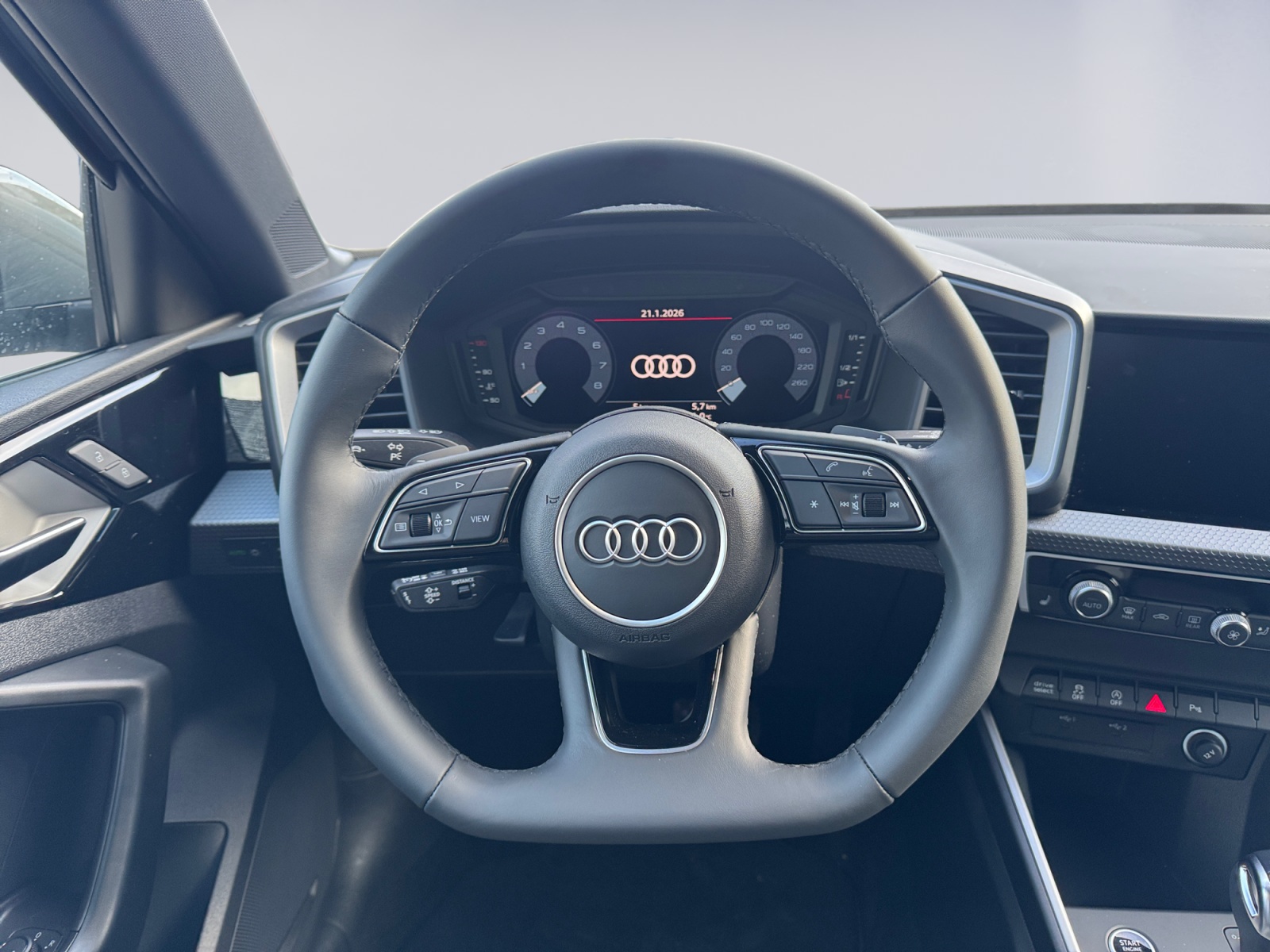 AUDI A1 Sportback 30 TFSI Attraction S-tronic-image-11