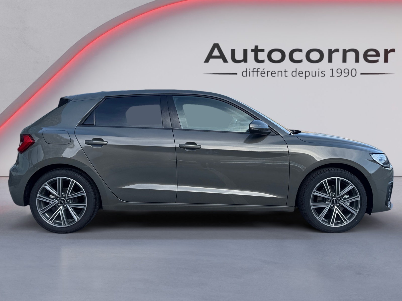 AUDI A1 Sportback 30 TFSI Attraction S-tronic-image-5