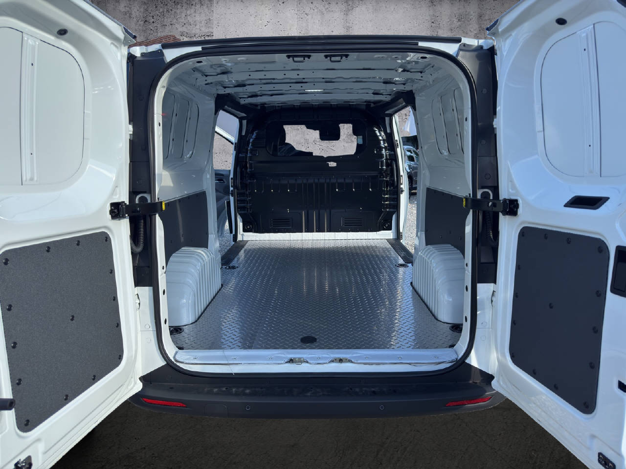 MAXUS Deliver 7 Kaw. L2H1 2.0 TD Base-image-6
