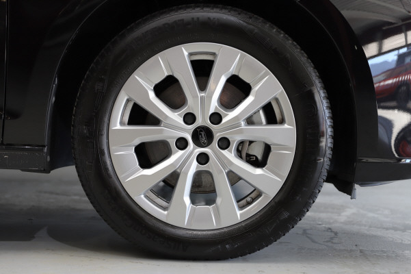 Image FORD TOURNEO-CONNECT GrTourneo C. 2.0 EcoB Act