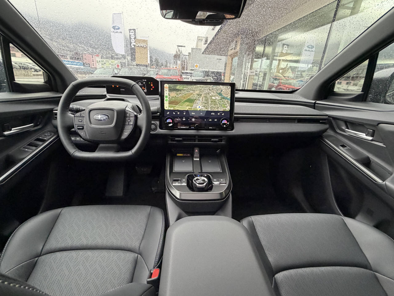SUBARU Solterra eV Luxury AWD-image-5