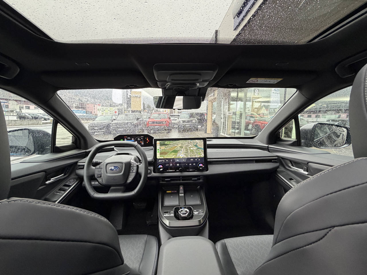 SUBARU Solterra eV Luxury AWD-image-6
