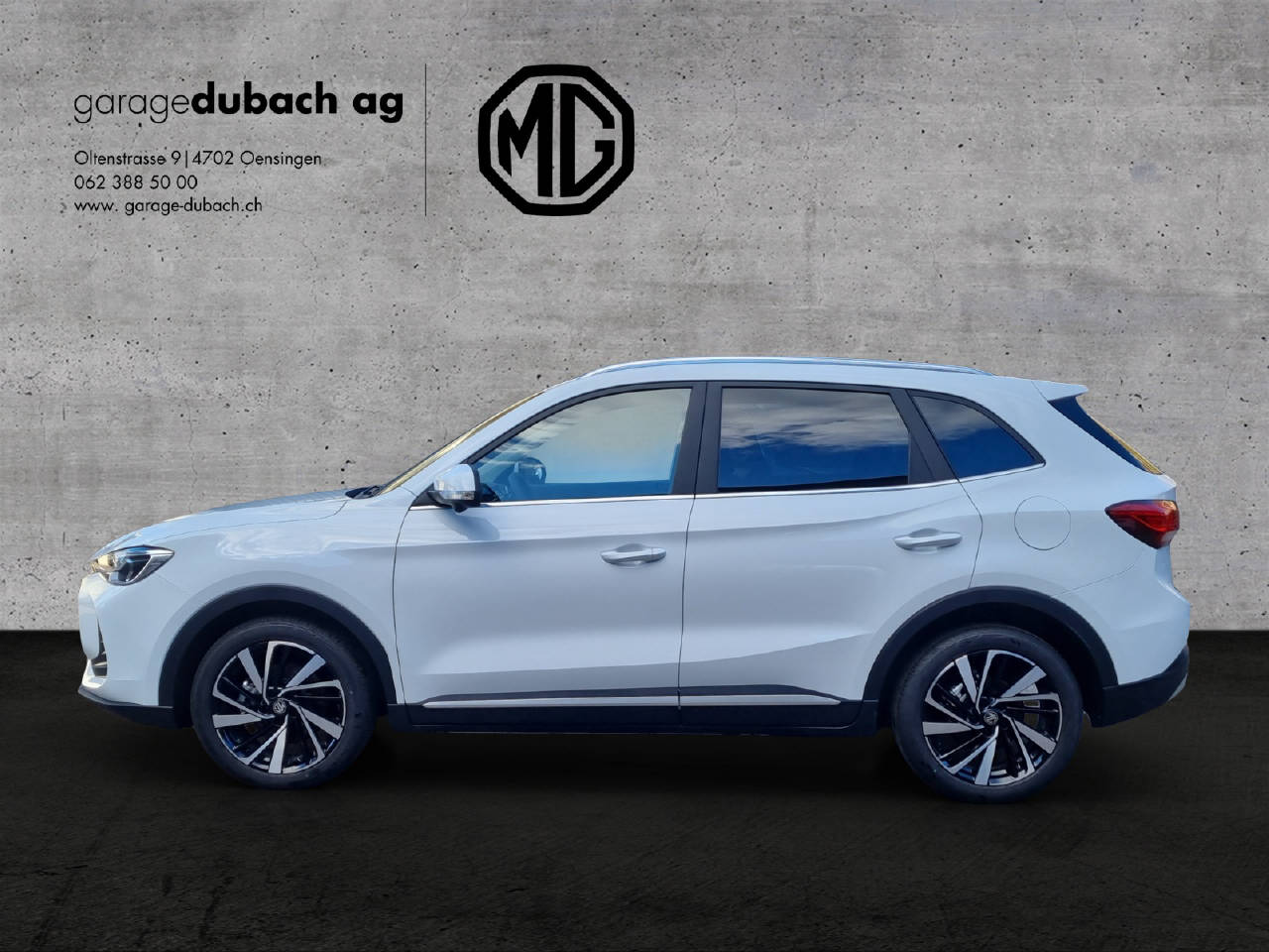 MG ZS 1.5 Hybrid+ Luxury-image-0