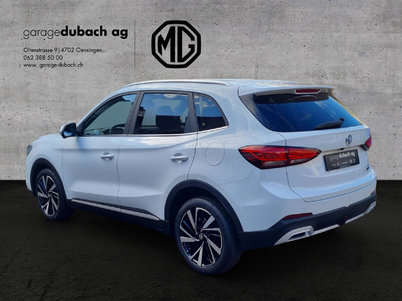 MG ZS 1.5 Hybrid+ Luxury-image-3