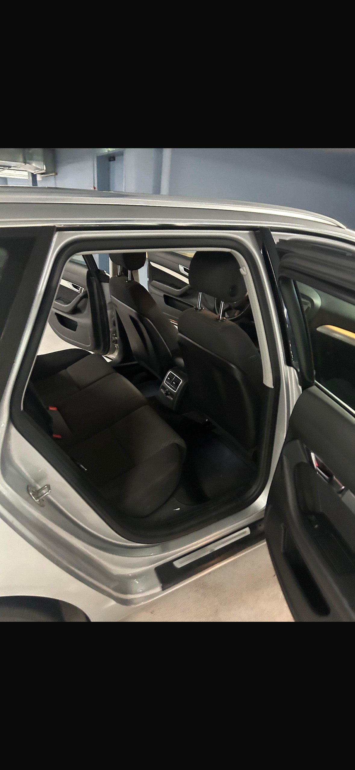 AUDI A6 Avant 2.4 V6-image-13