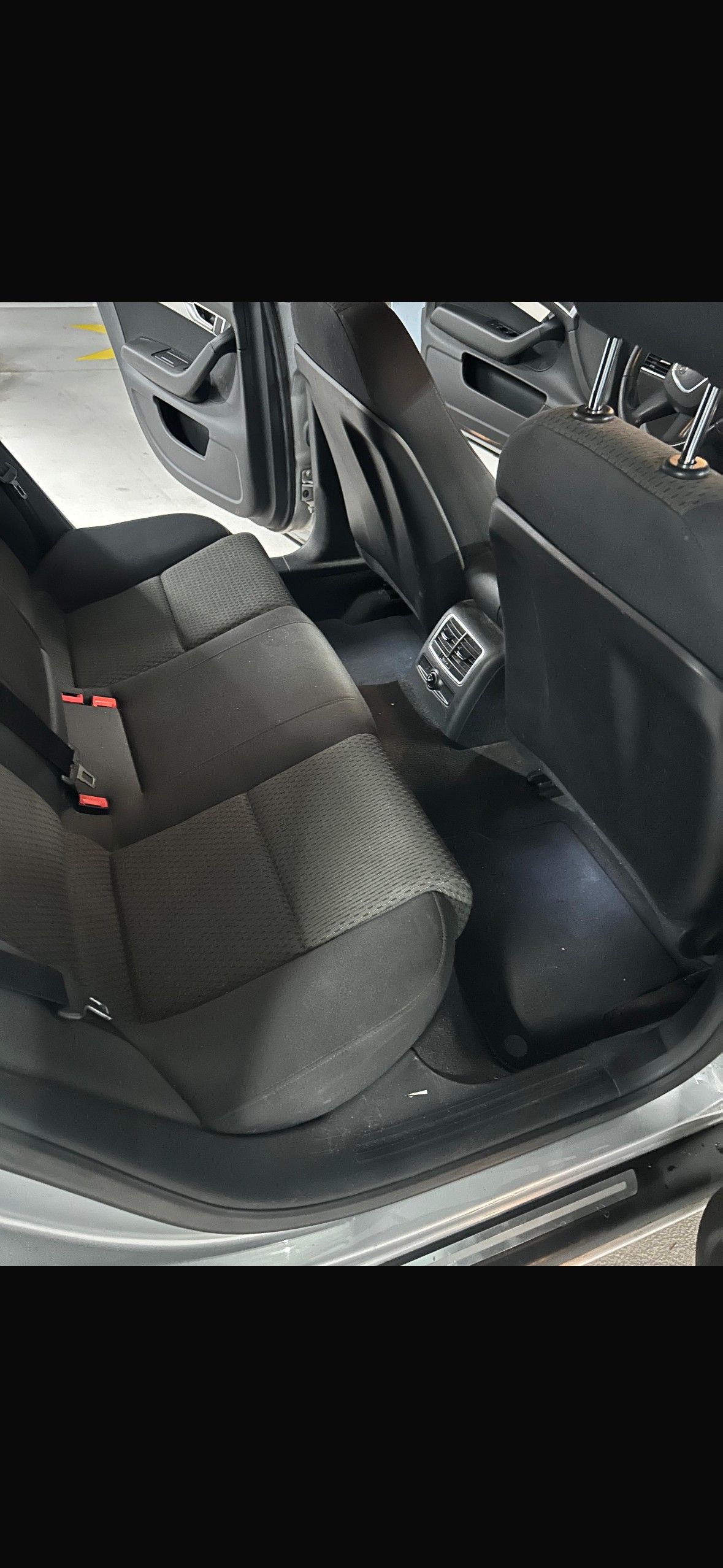 AUDI A6 Avant 2.4 V6-image-11