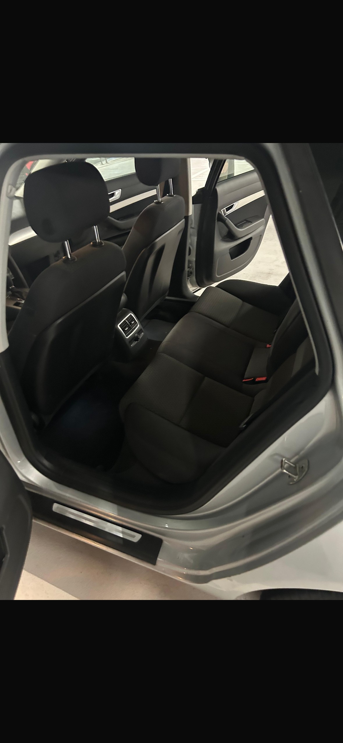 AUDI A6 Avant 2.4 V6-image-14