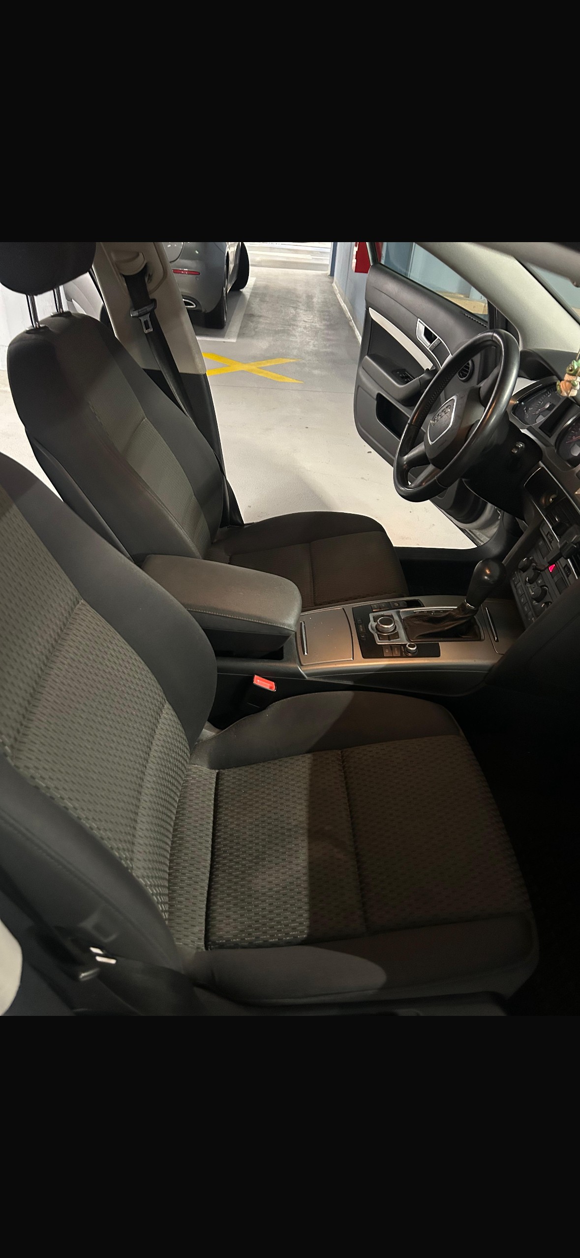 AUDI A6 Avant 2.4 V6-image-12