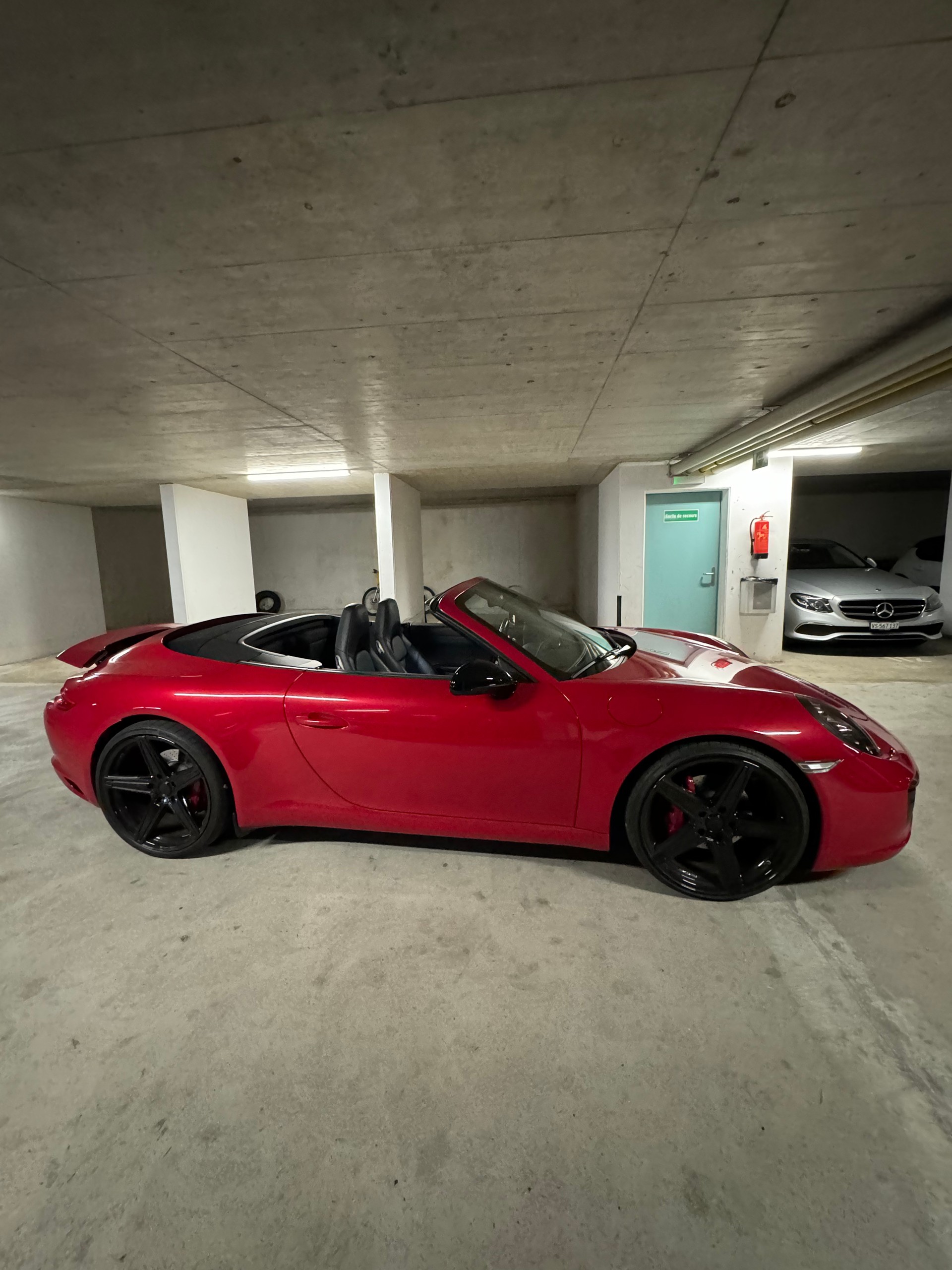 PORSCHE 911 Cabrio Carrera PDK-image-2