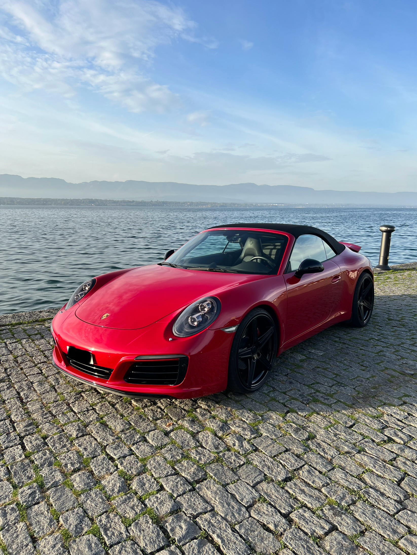 PORSCHE 911 Cabrio Carrera PDK-image-0