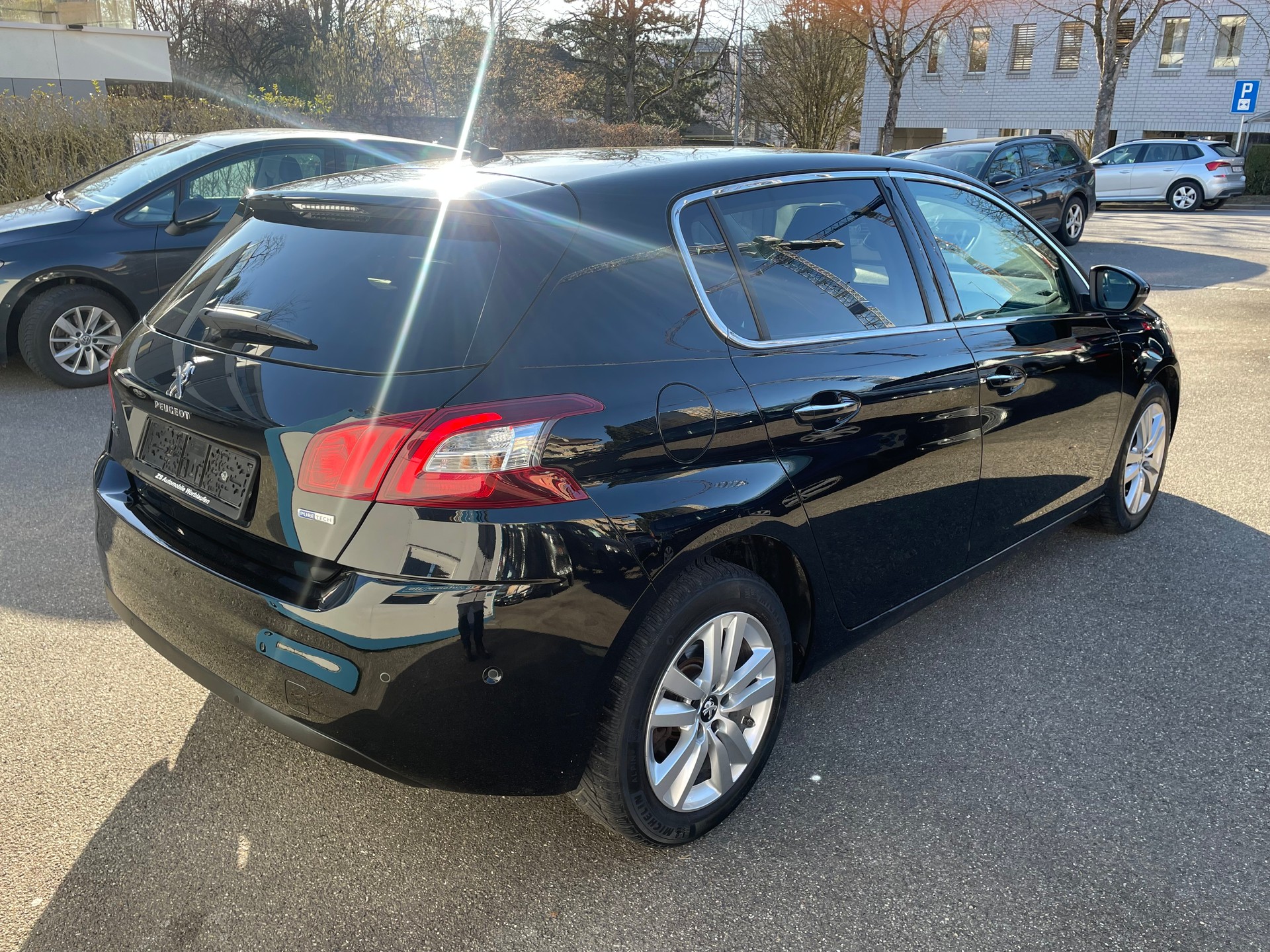 PEUGEOT 308 1.2 THP Féline-image-3