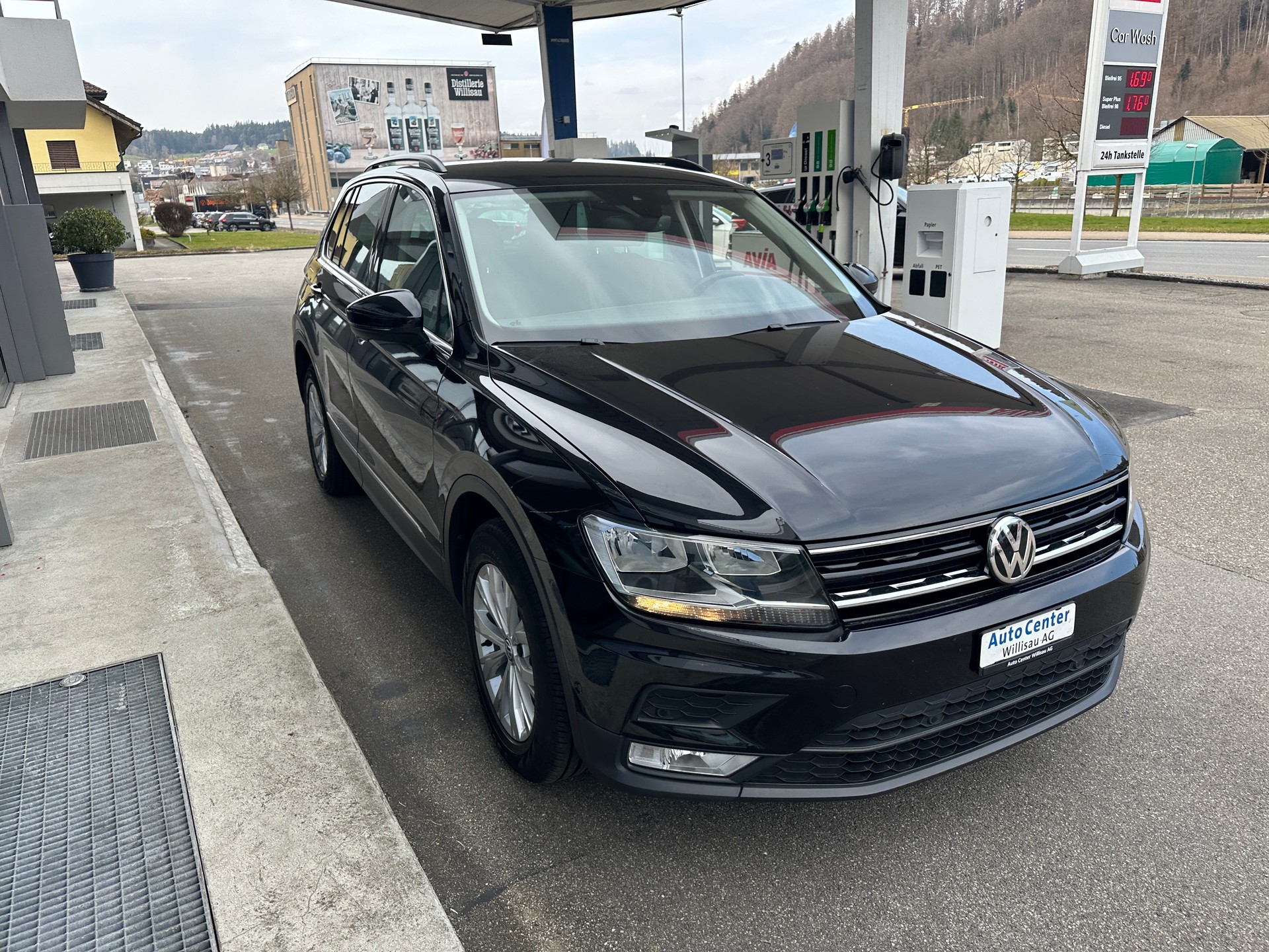 VW Tiguan 2.0 TDI SCR Comfortline 4Motion DSG-image-4