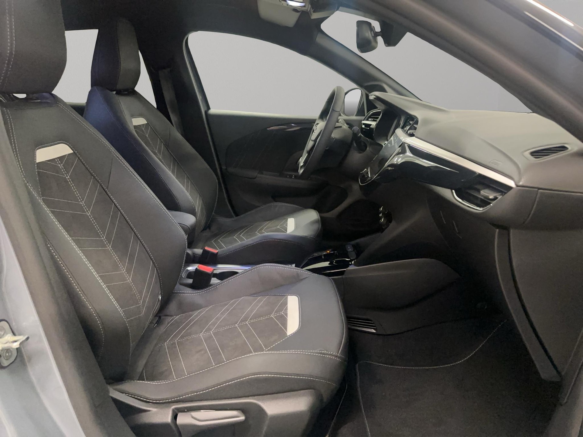 OPEL Corsa-e 156 GS-image-8