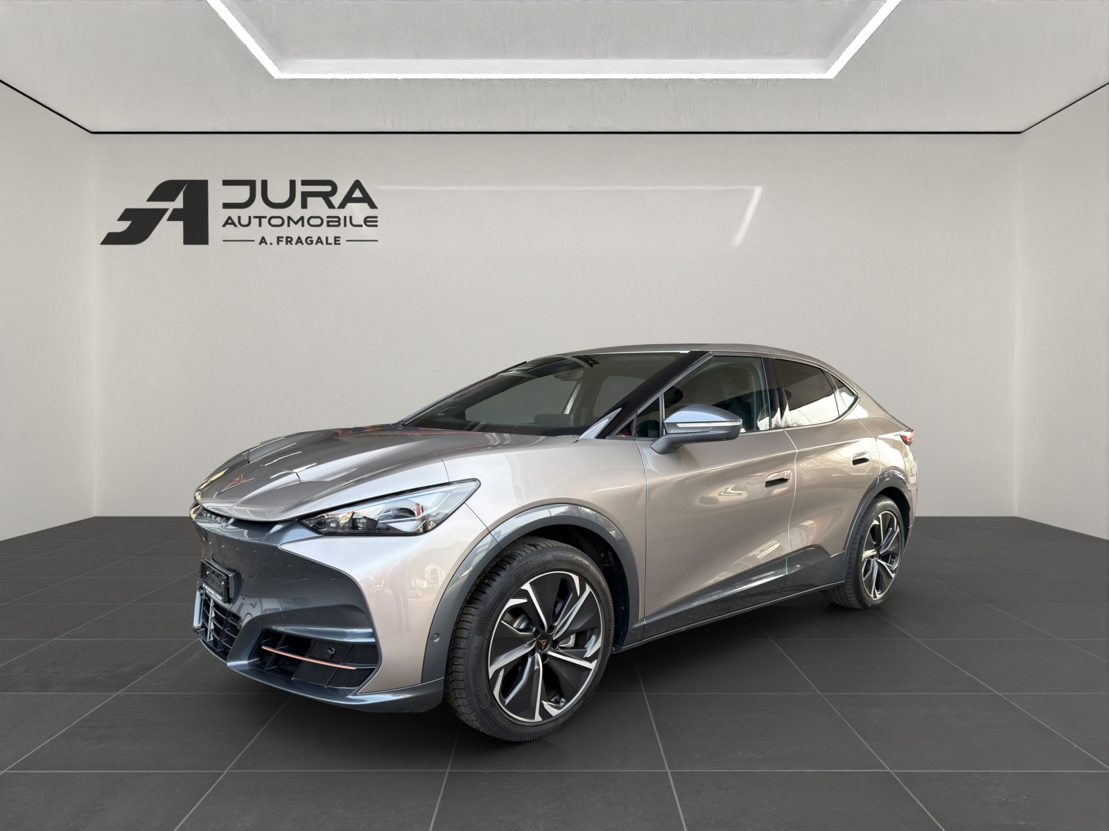 CUPRA Tavascan Adrenaline-image-1