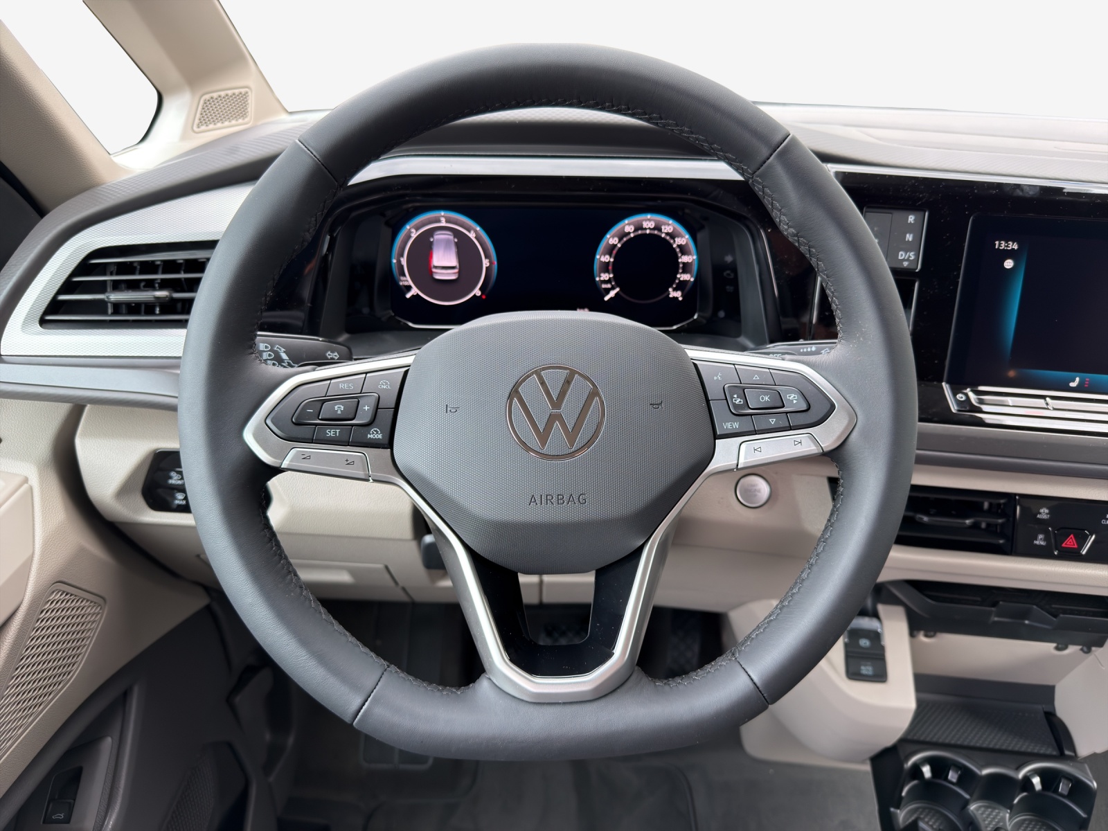 VW Multivan 2.0 TDI Liberty DSG-image-9