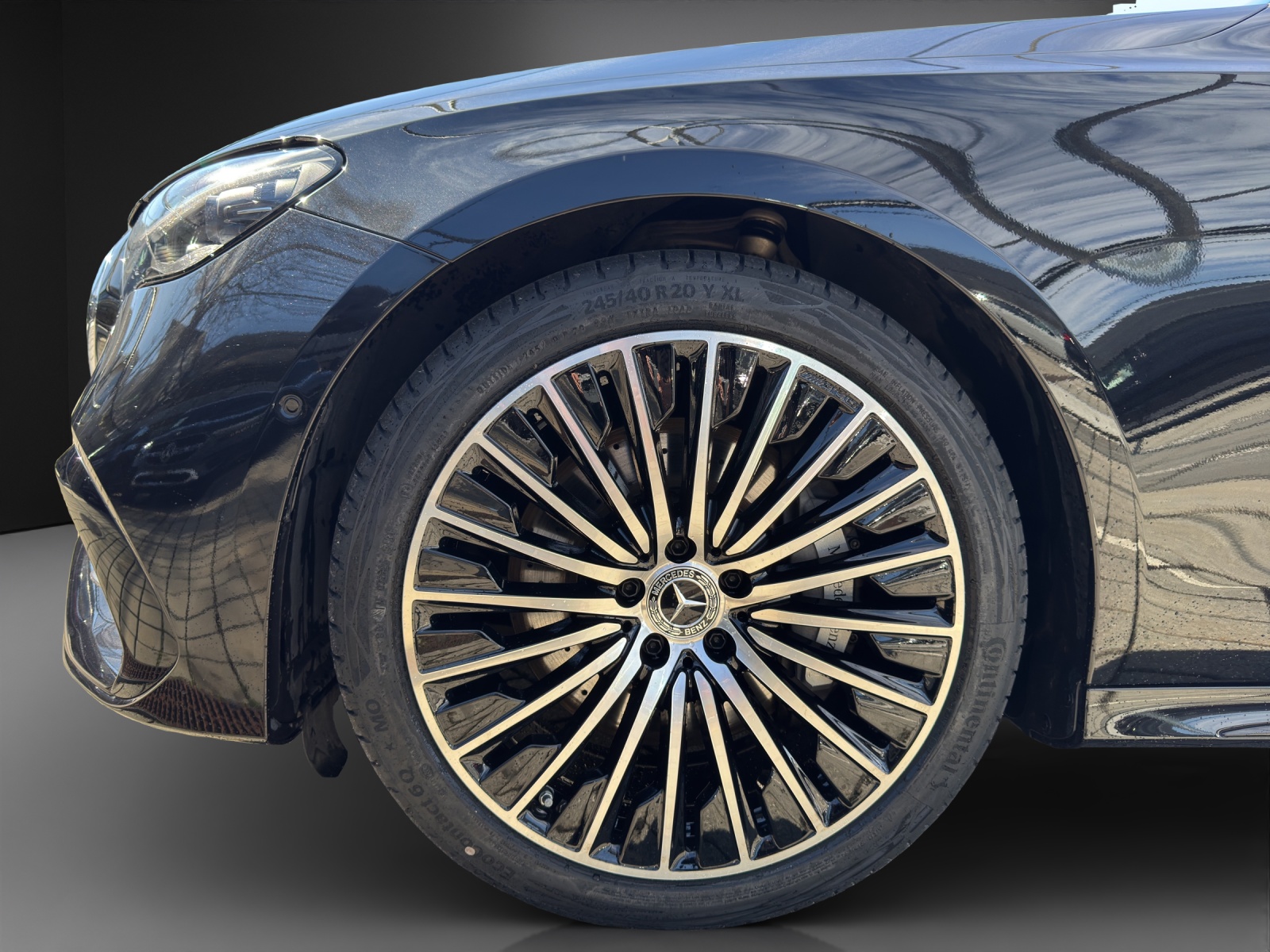 MERCEDES-BENZ E 200 9G-Tronic 4Matic-image-7