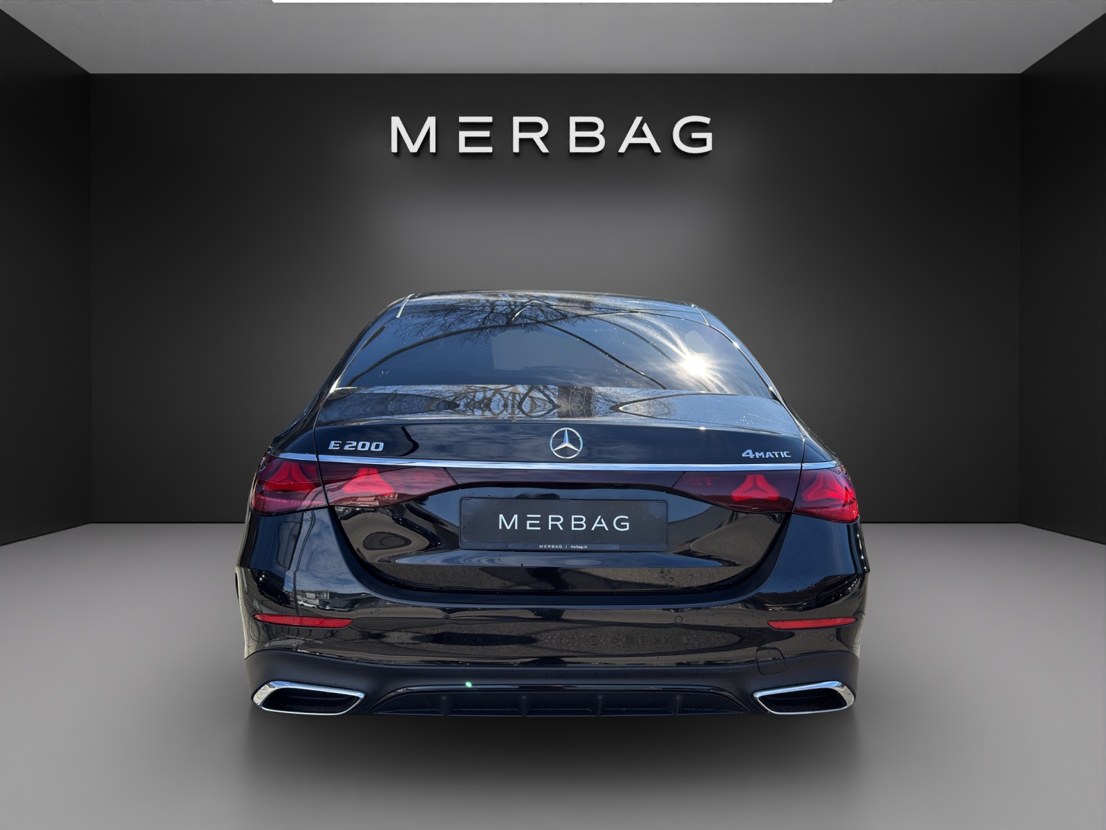 MERCEDES-BENZ E 200 9G-Tronic 4Matic-image-3