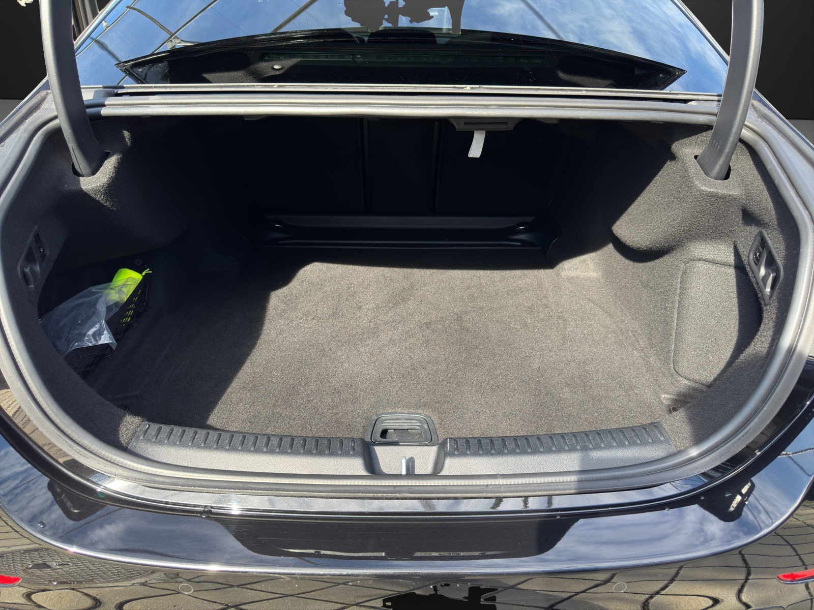 MERCEDES-BENZ E 200 9G-Tronic 4Matic-image-8