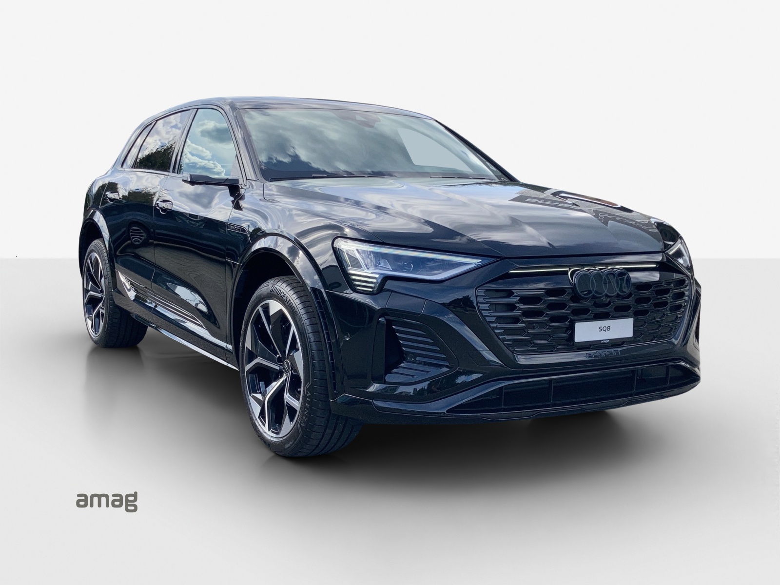 AUDI SQ8 e-tron quattro-image-5