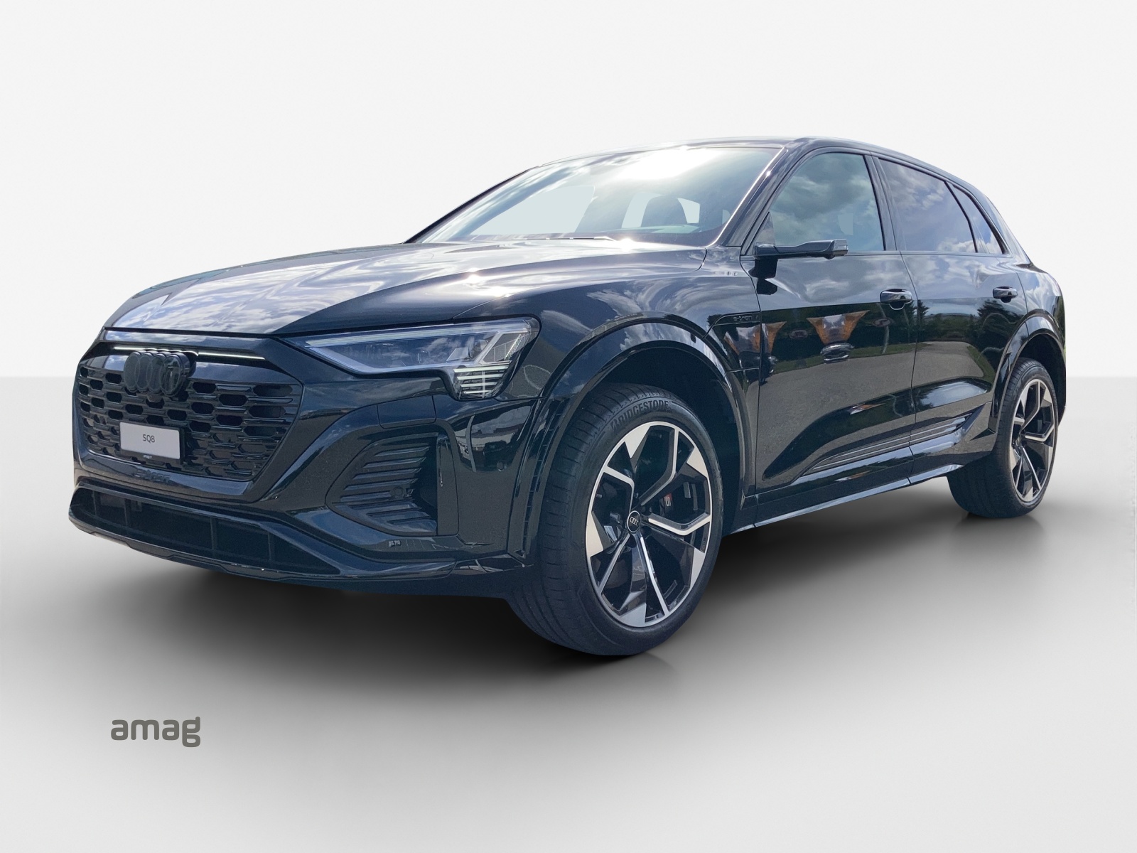 AUDI SQ8 e-tron quattro-image-0