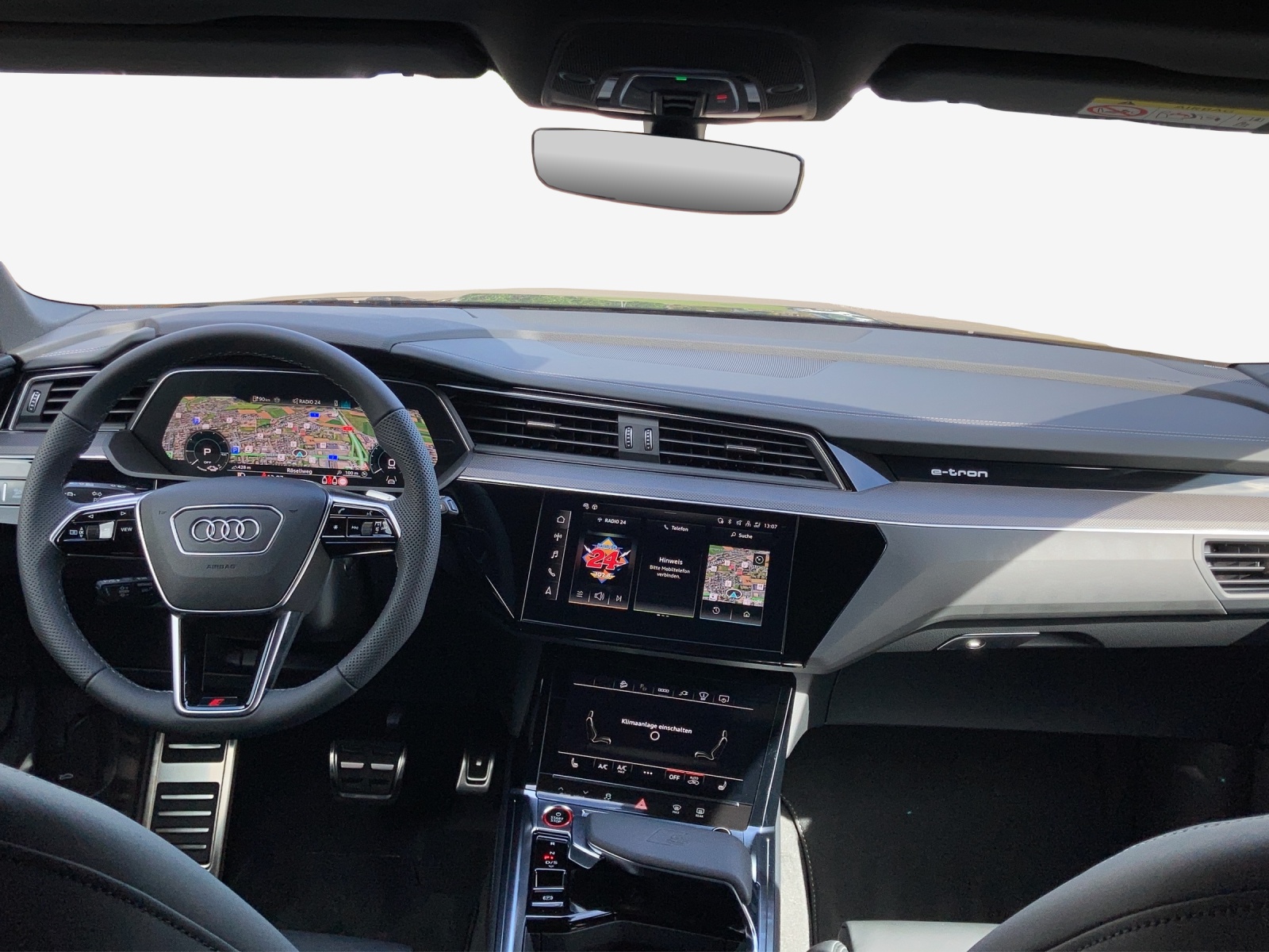 AUDI SQ8 e-tron quattro-image-8