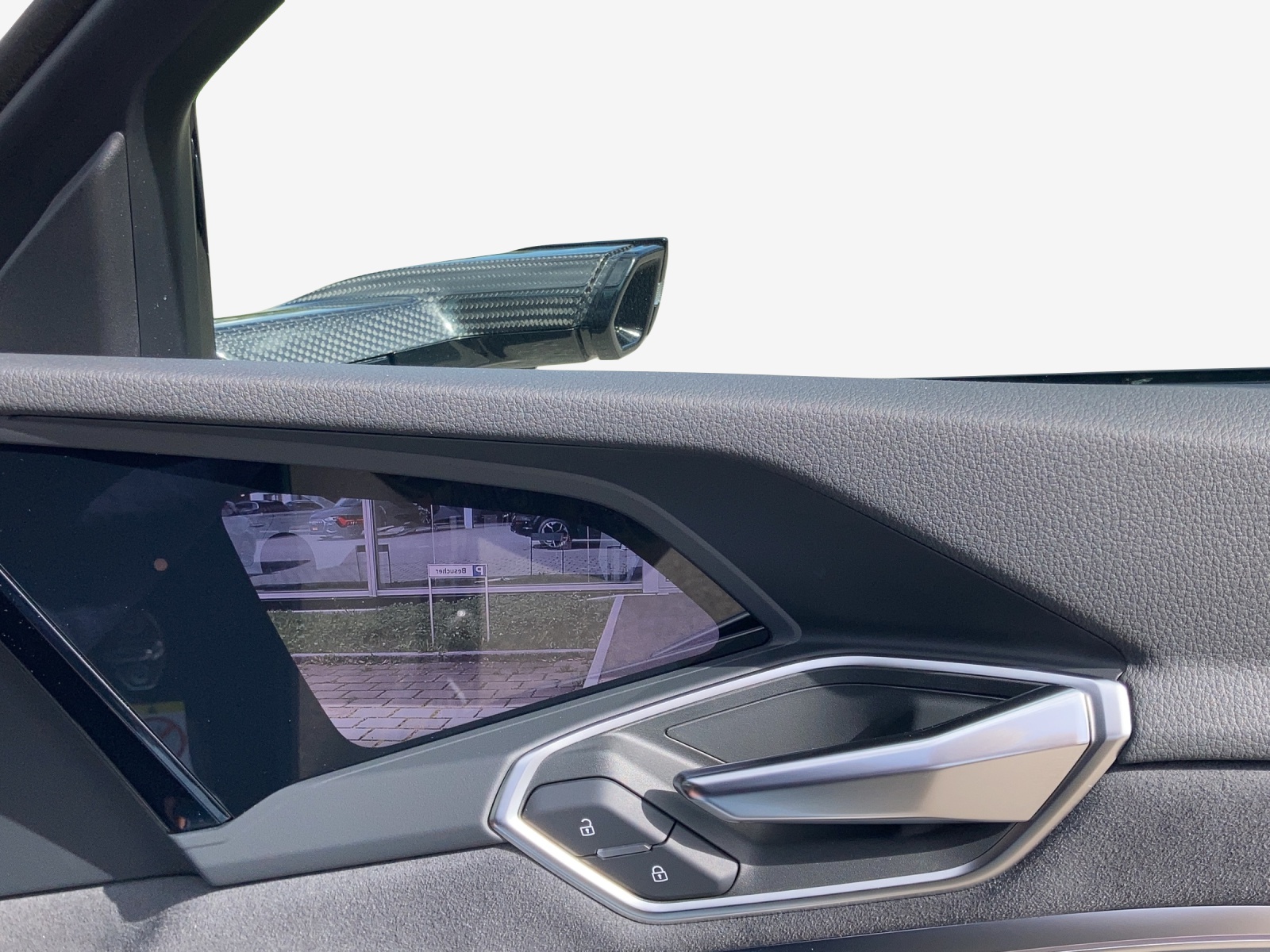 AUDI SQ8 e-tron quattro-image-13