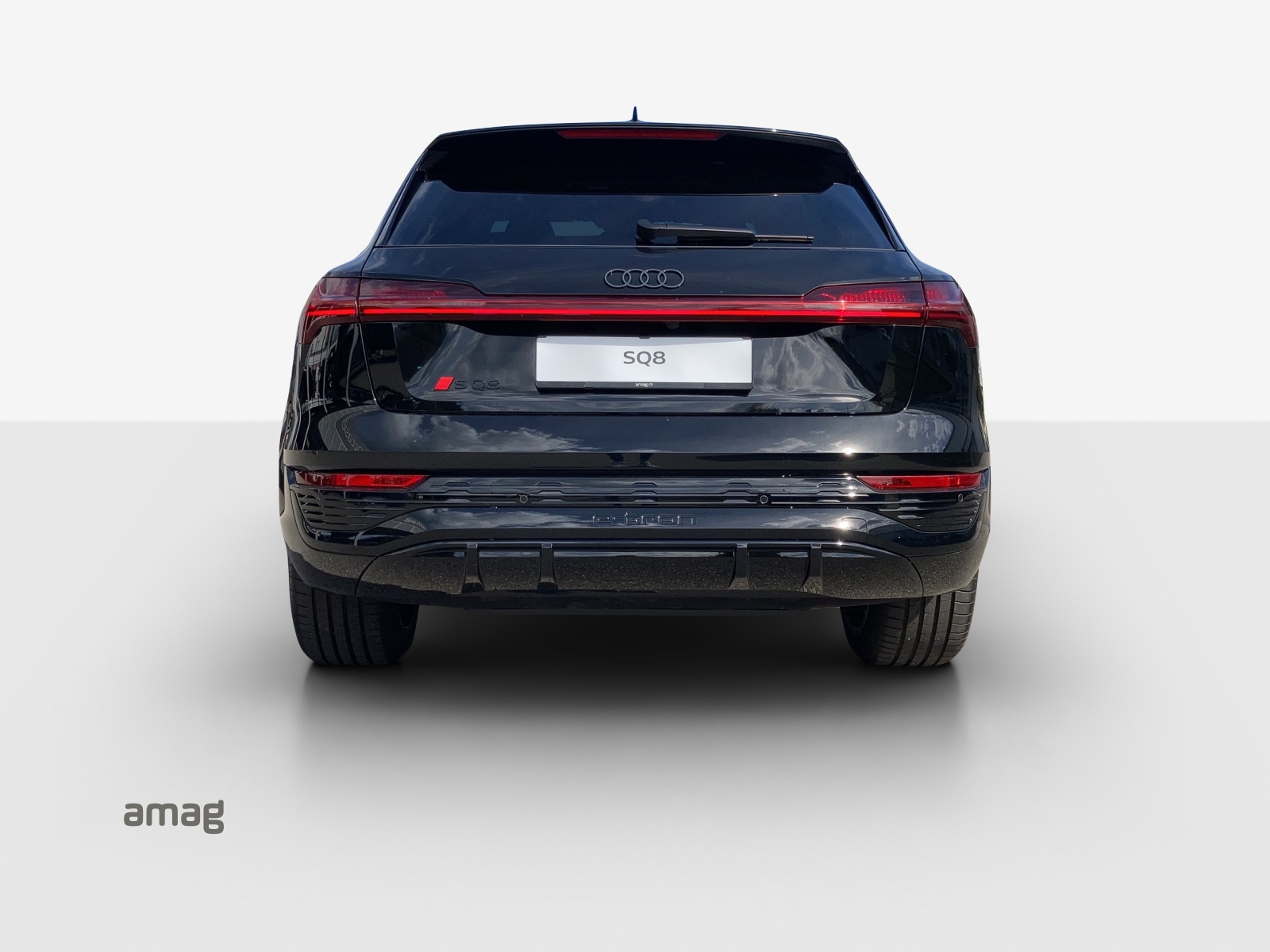 AUDI SQ8 e-tron quattro-image-3