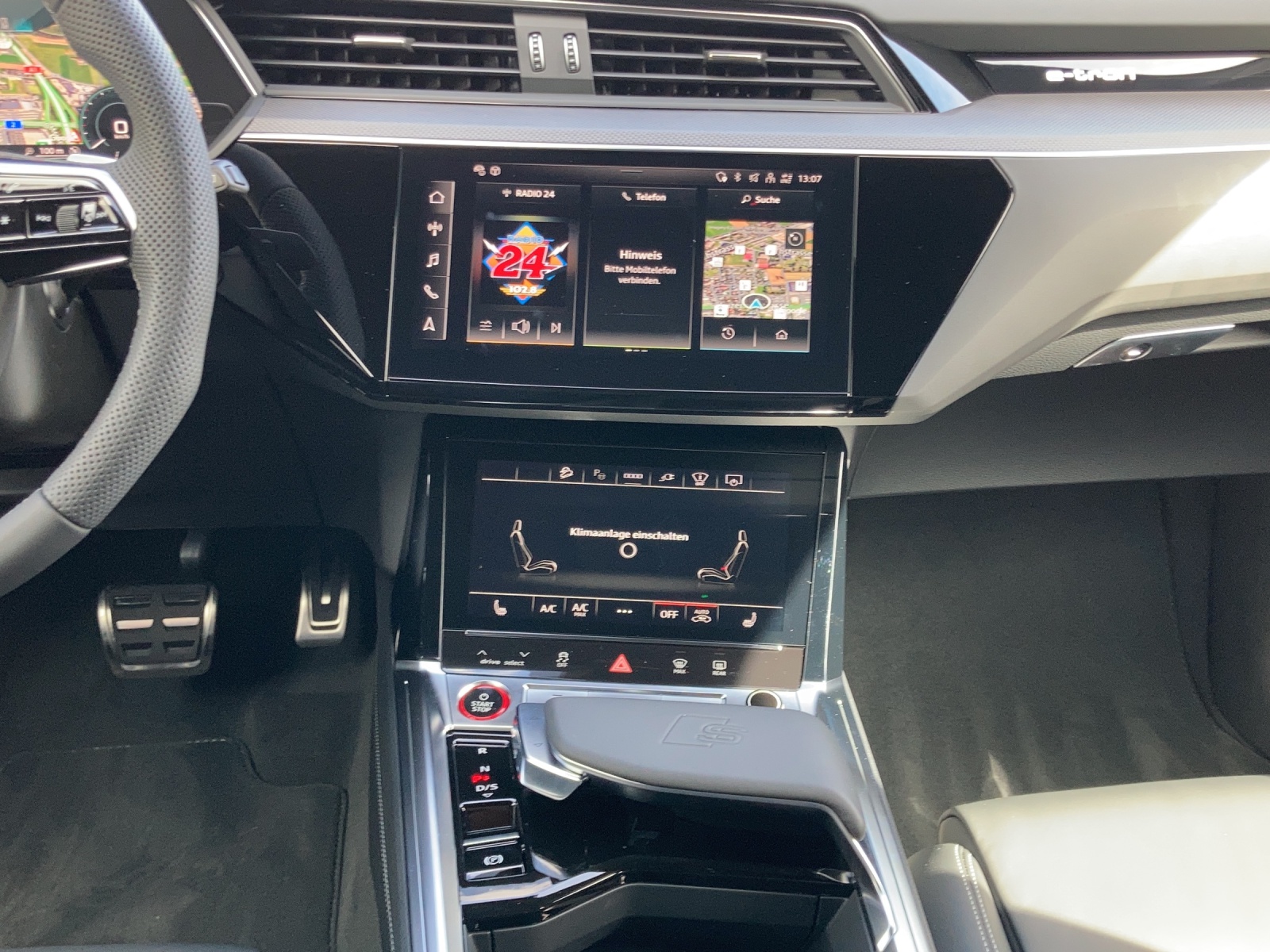 AUDI SQ8 e-tron quattro-image-10
