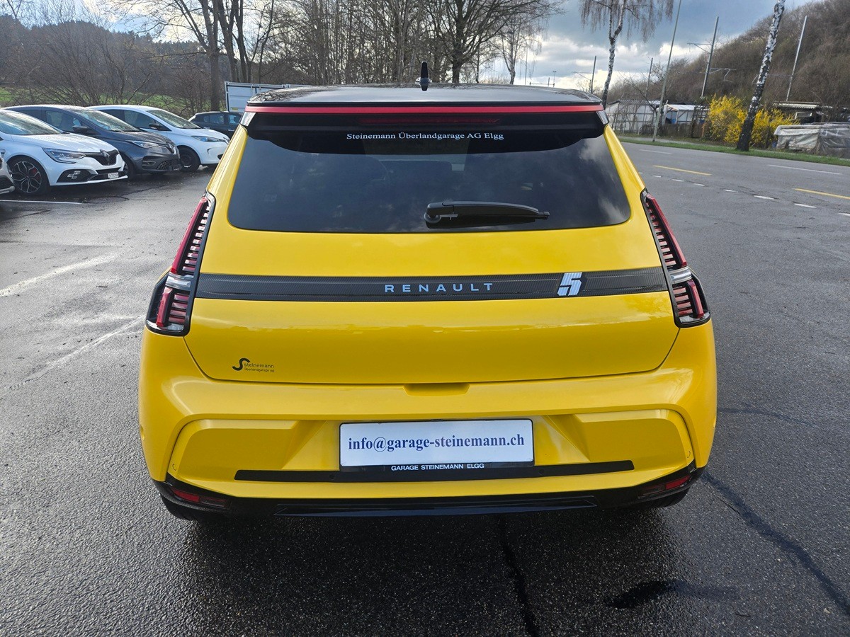 RENAULT R5 E-Tech Comfort Range iconic five-image-3