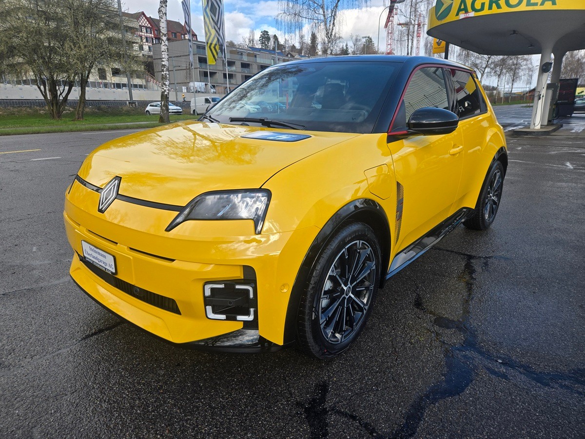 RENAULT R5 E-Tech Comfort Range iconic five