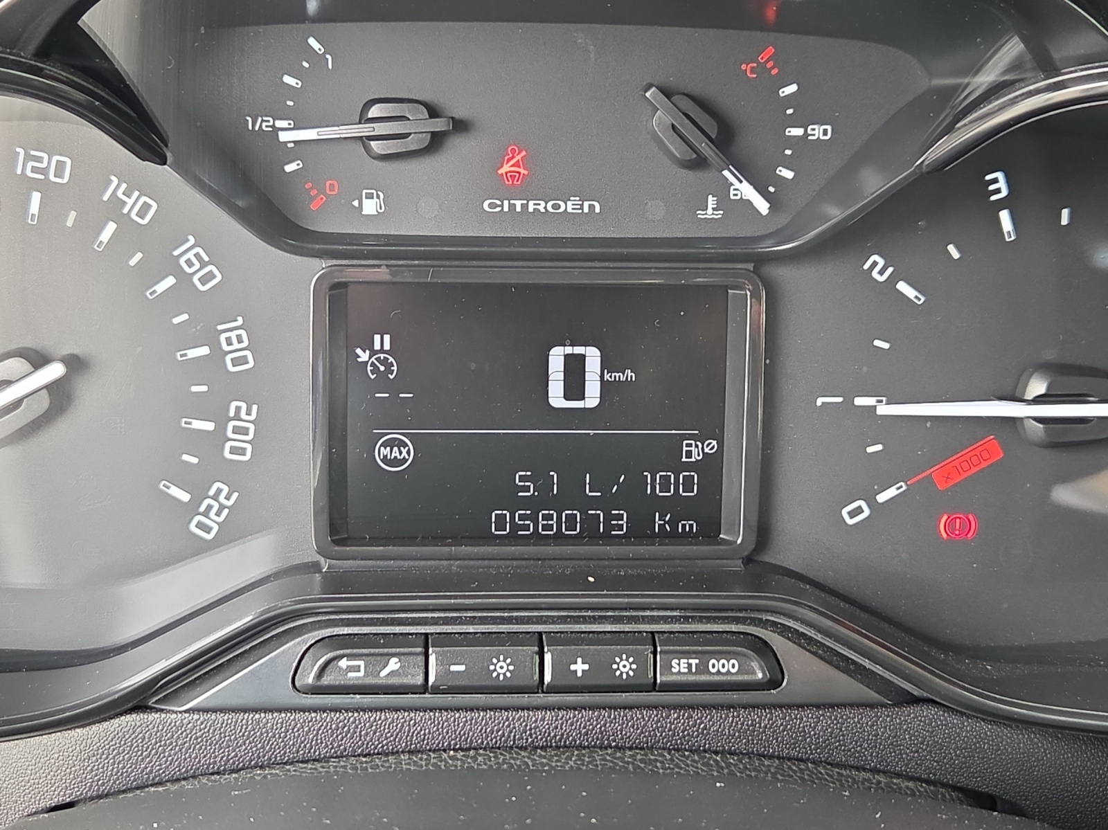 CITROEN C3 1.2i PureTech Swiss Edition-image-6