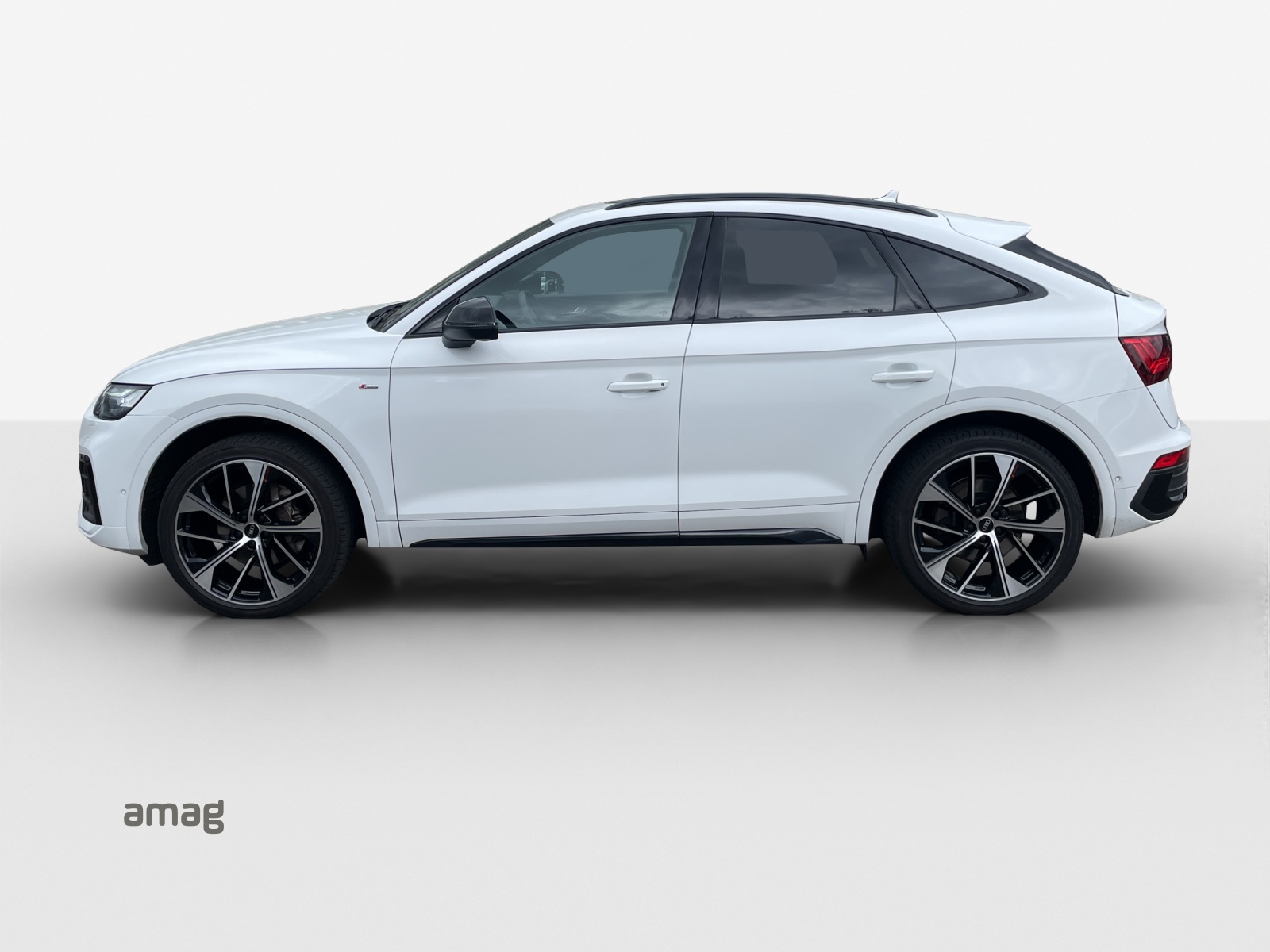 AUDI Q5 Sportback 45 TFSI Black Edition quattro S-tronic-image-1