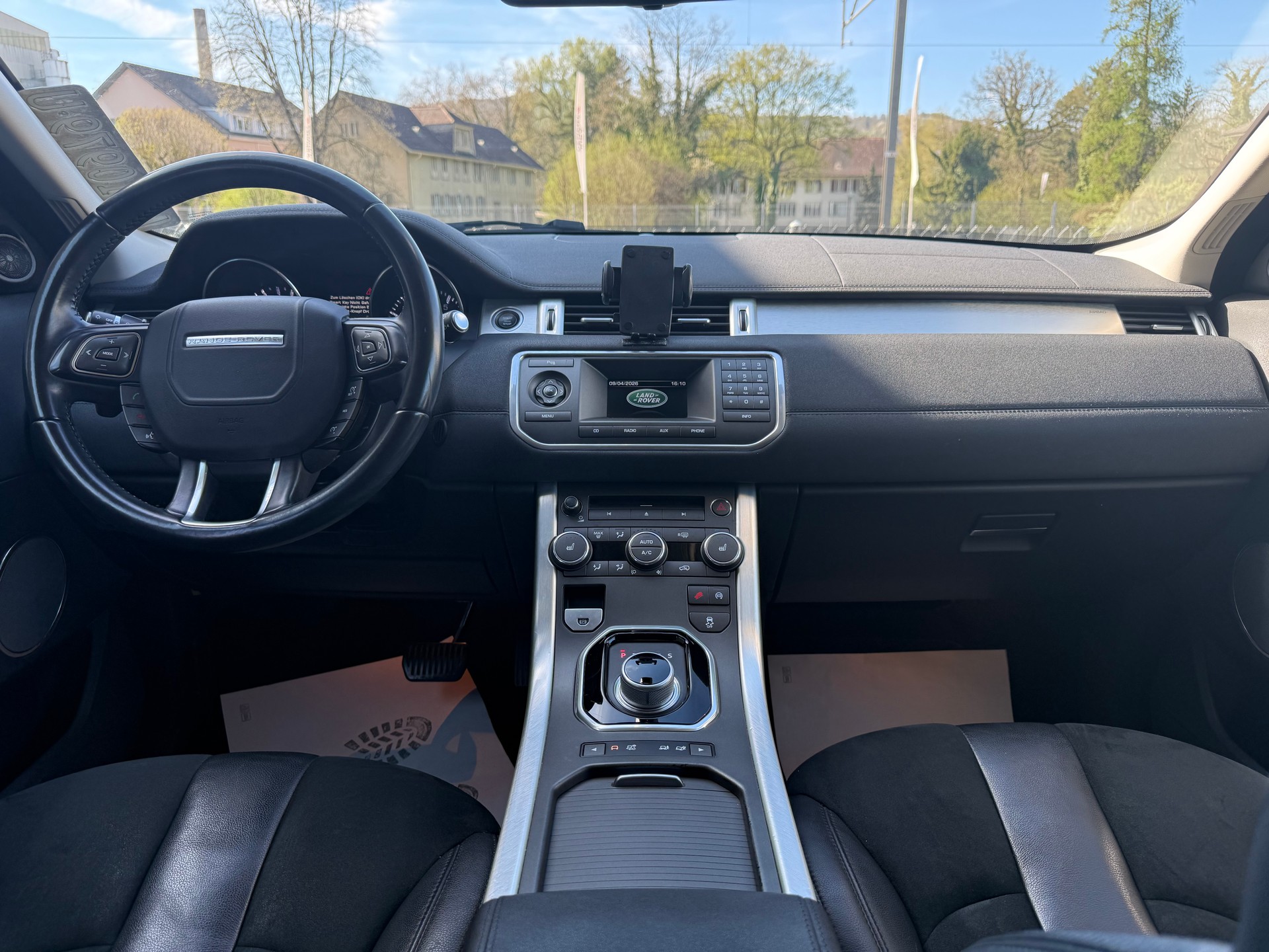 LAND ROVER Range Rover Evoque 2.0 Si4 Pure AT9-image-5