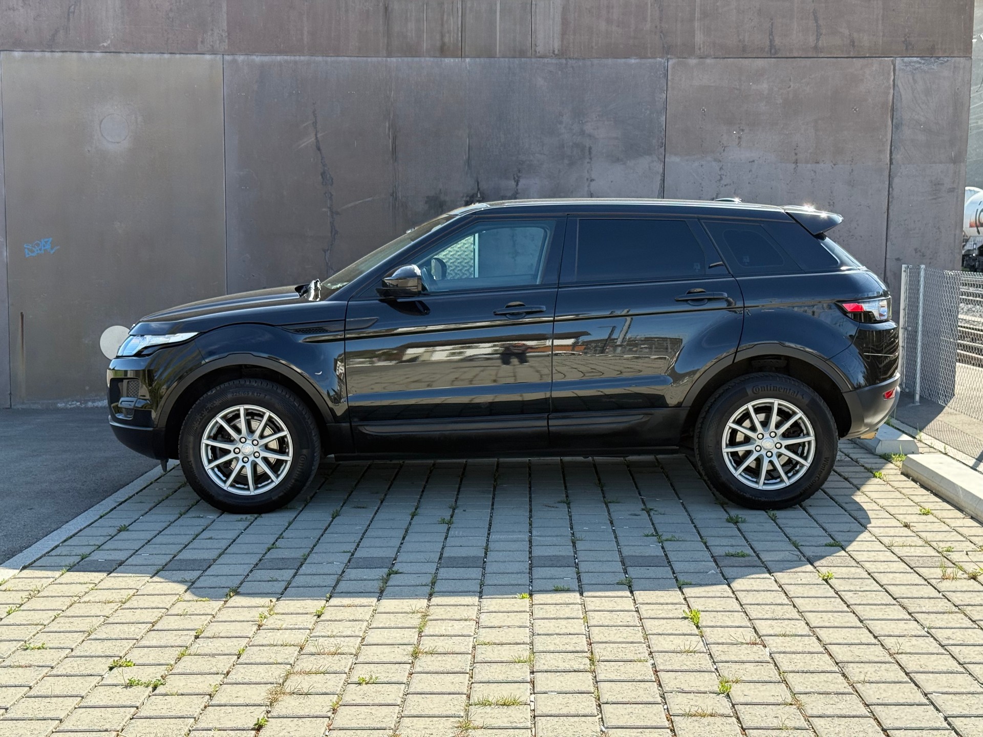 LAND ROVER Range Rover Evoque 2.0 Si4 Pure AT9-image-1