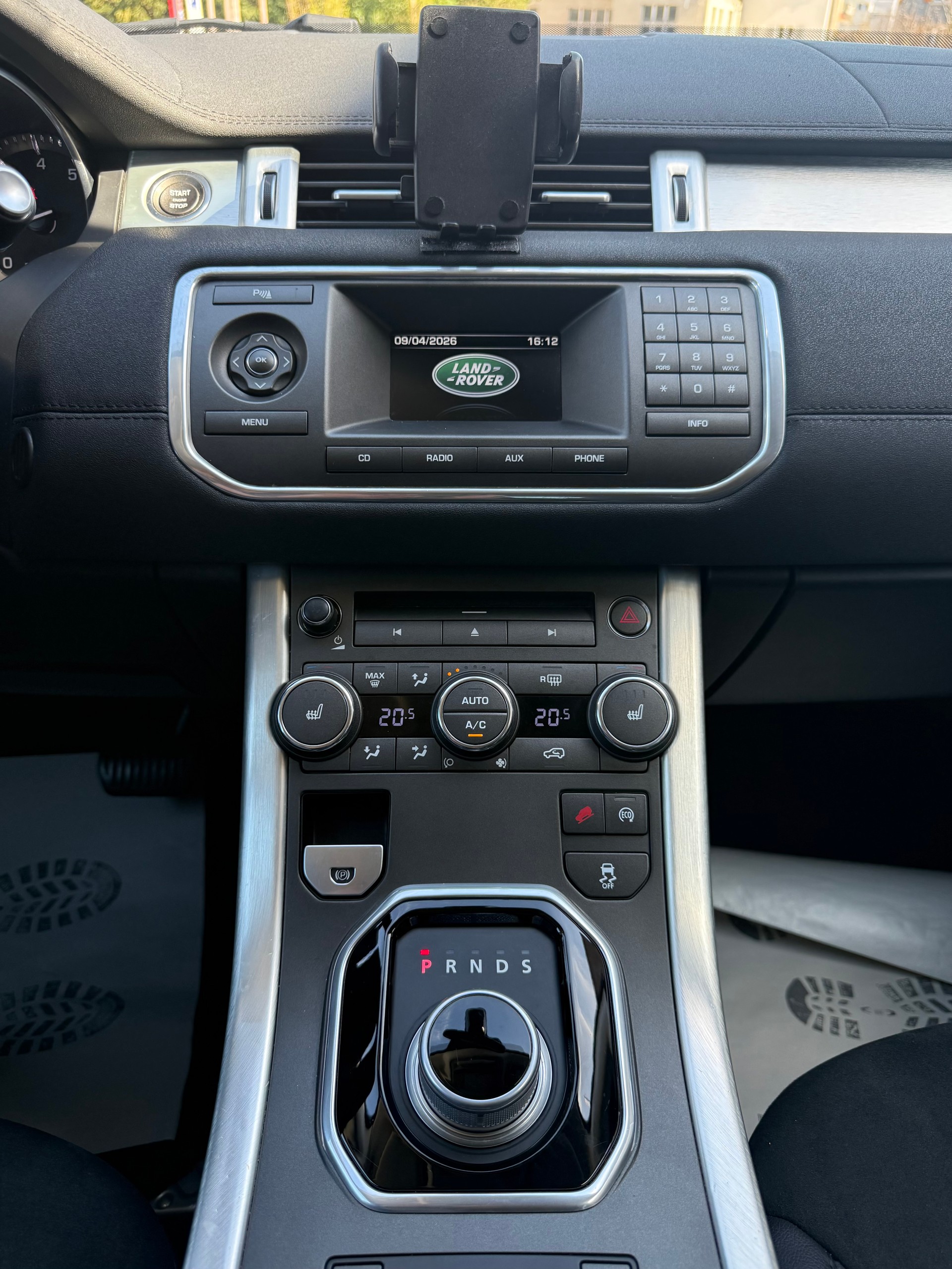 LAND ROVER Range Rover Evoque 2.0 Si4 Pure AT9-image-6