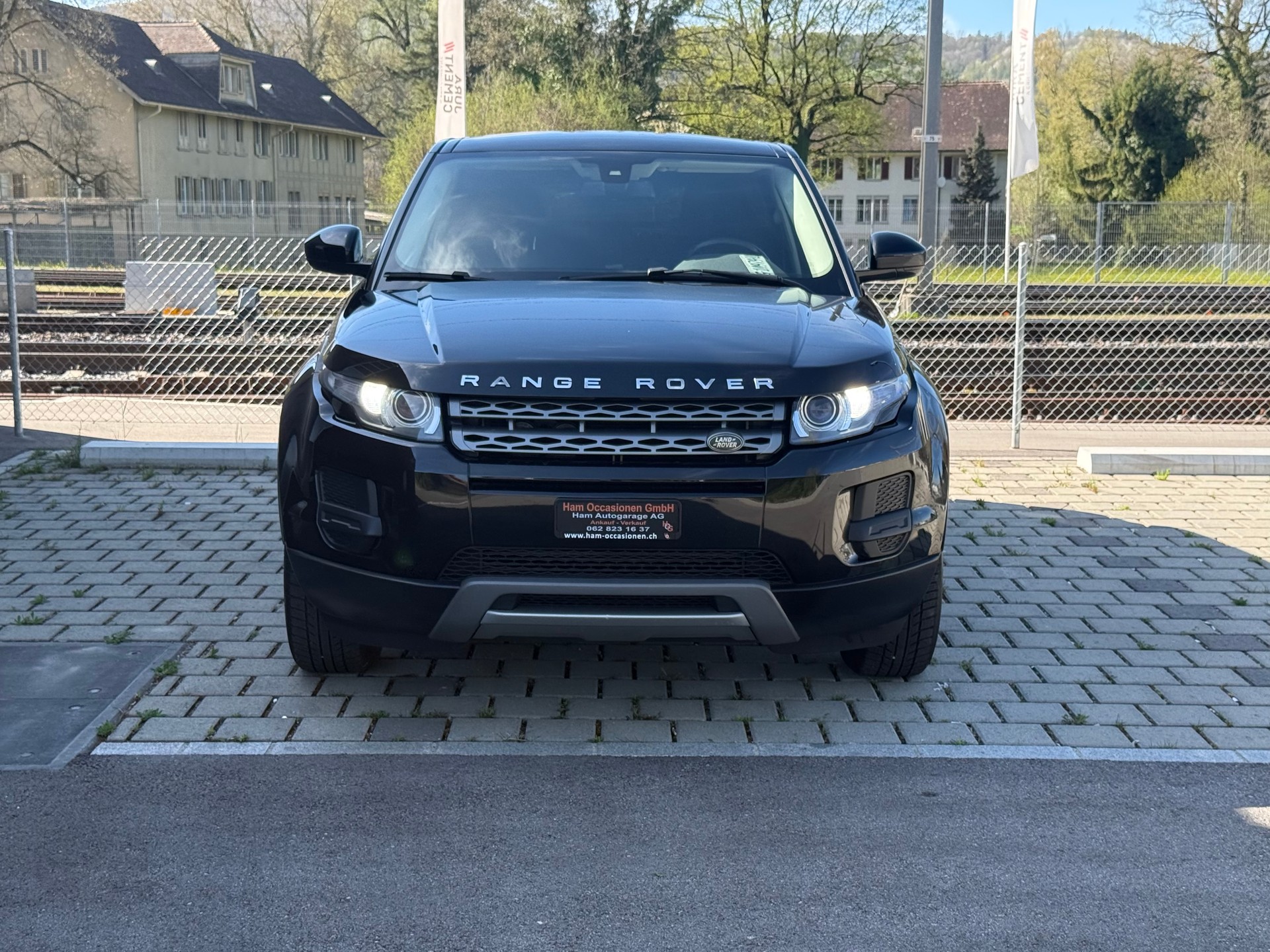 LAND ROVER Range Rover Evoque 2.0 Si4 Pure AT9-image-0