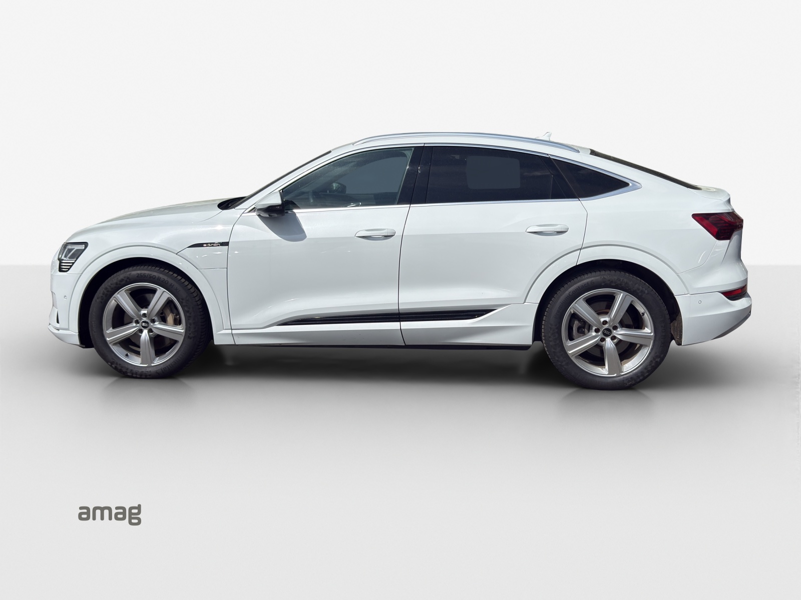 AUDI e-tron 55 Sportback Advanced quattro-image-1