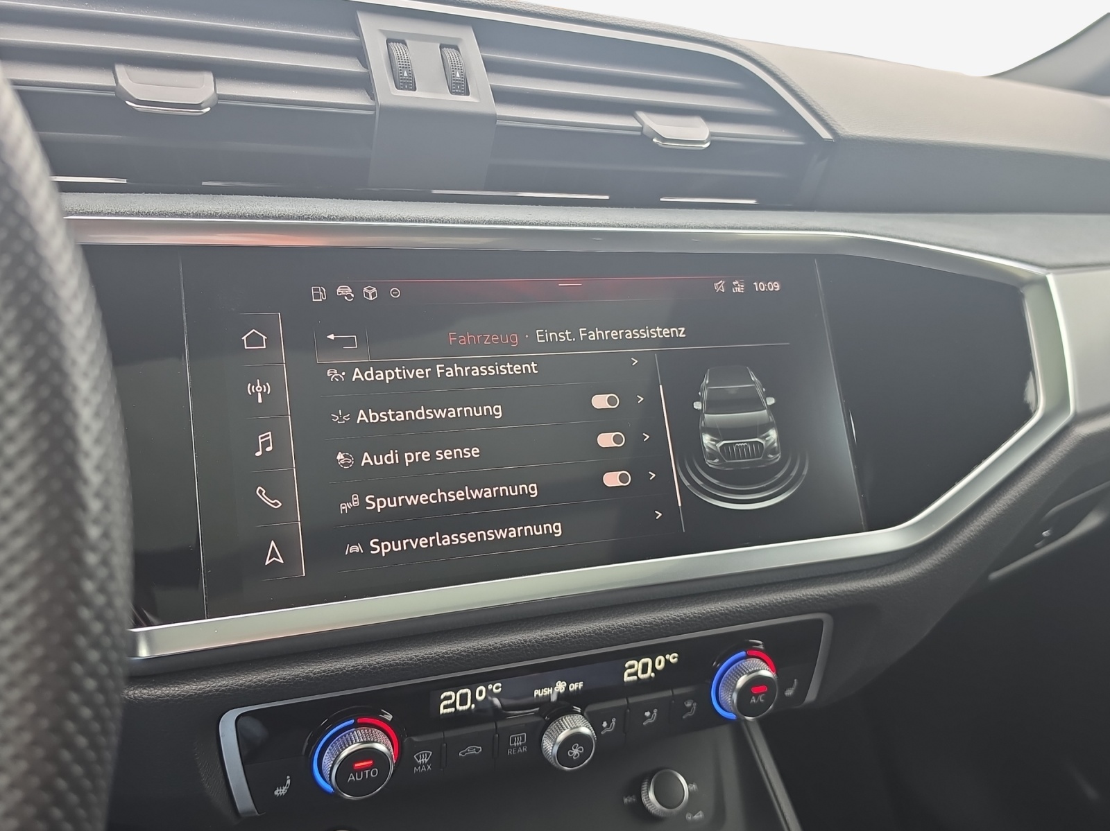 AUDI Q3 45 TFSI S line quattro S-tronic-image-14