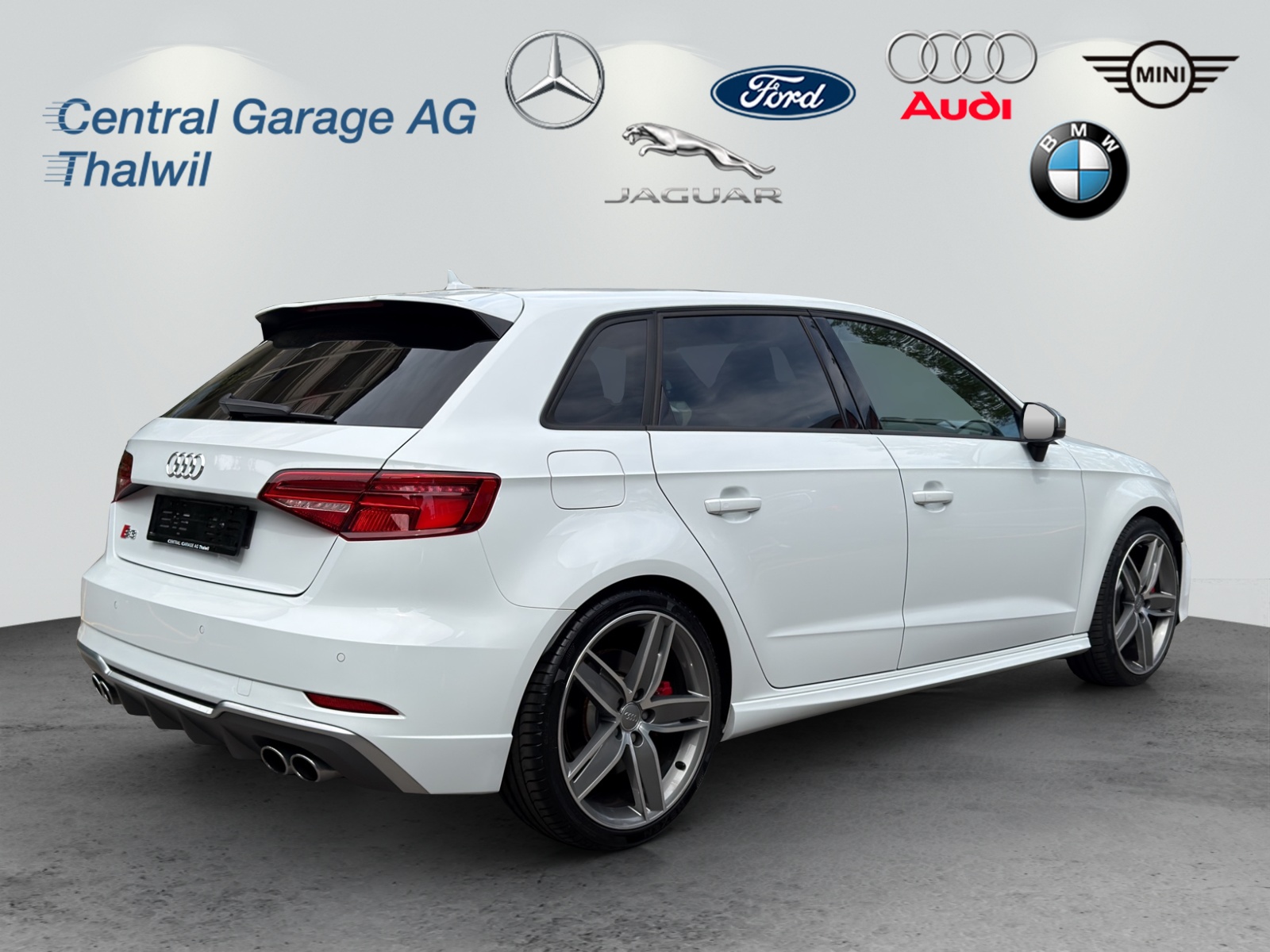 AUDI S3 Sportback 2.0 TFSI quattro S-tronic-image-5