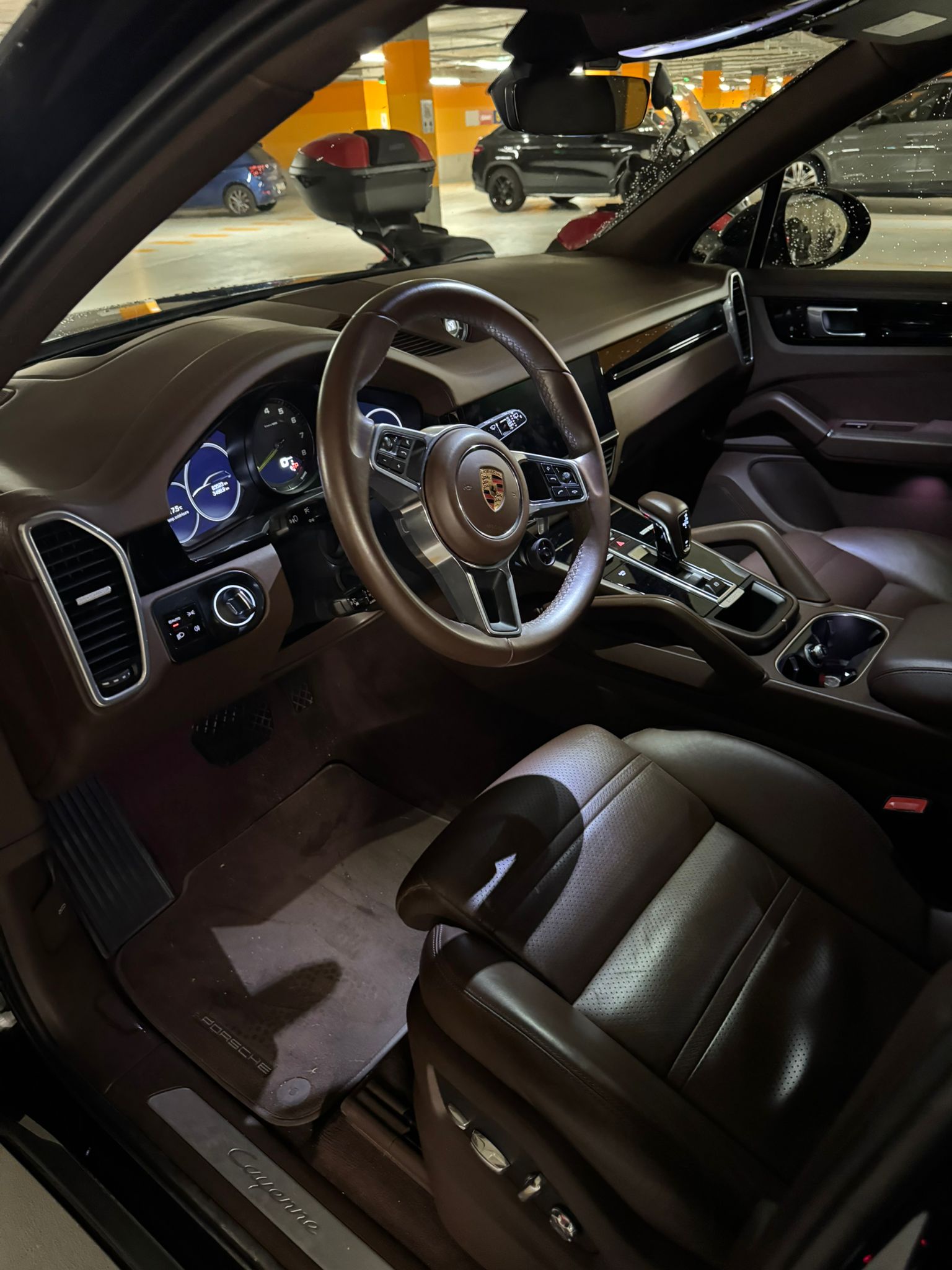 LAND ROVER 5.0 V8 SC SVR-image-4