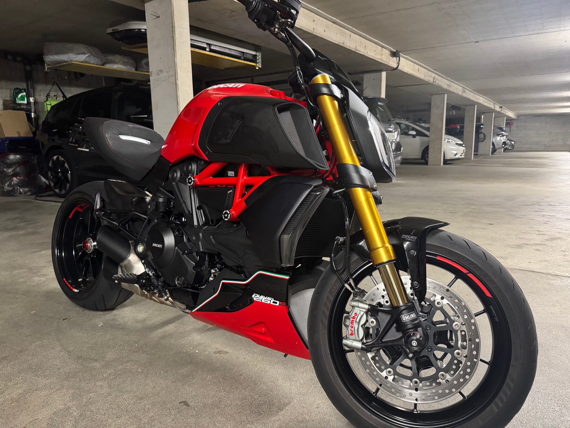 DUCATI Diavel 1260 S-image-4