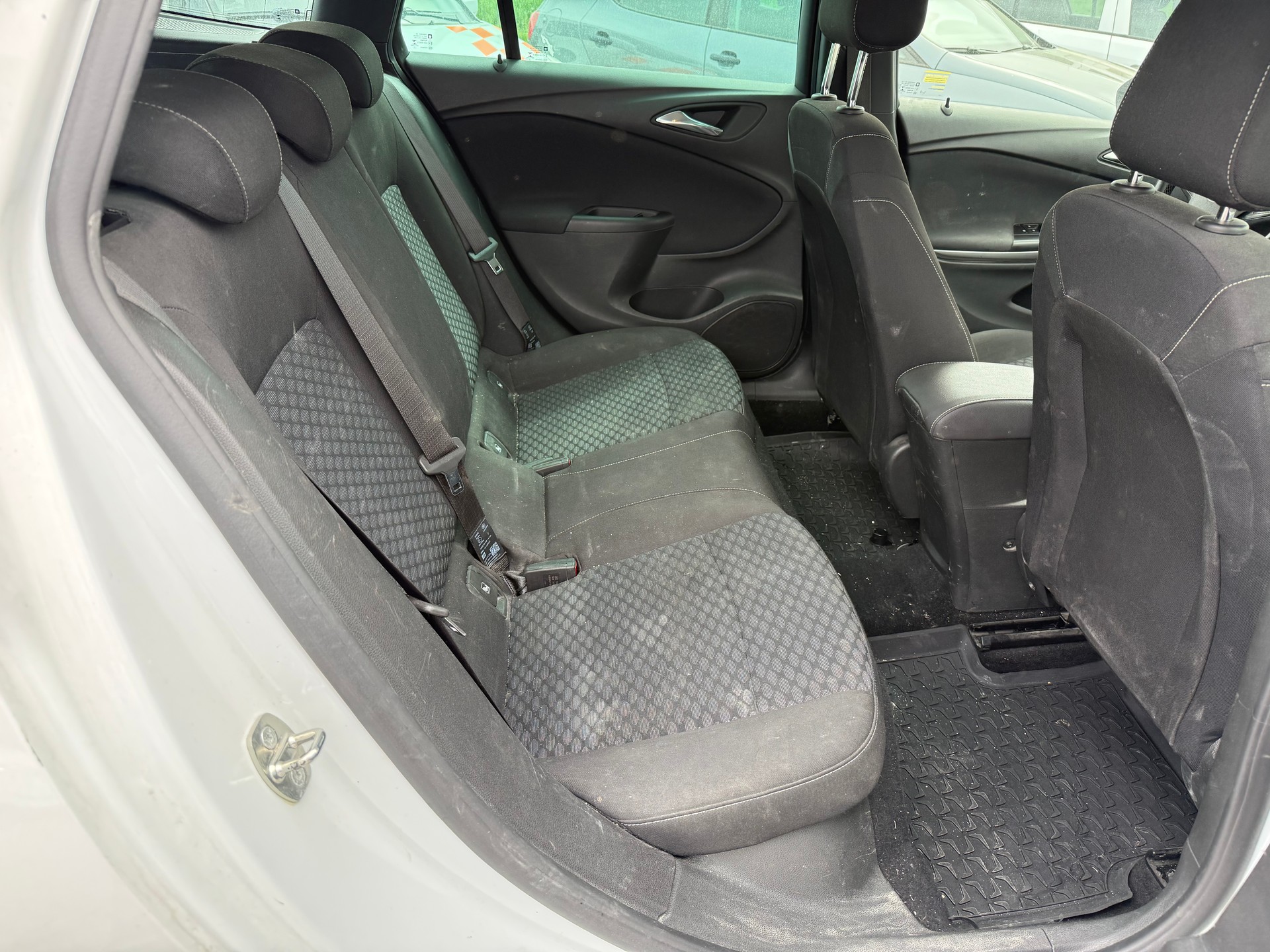 OPEL Astra Sports Tourer 1.6 CDTi ecoF Enjoy Automatic-image-7