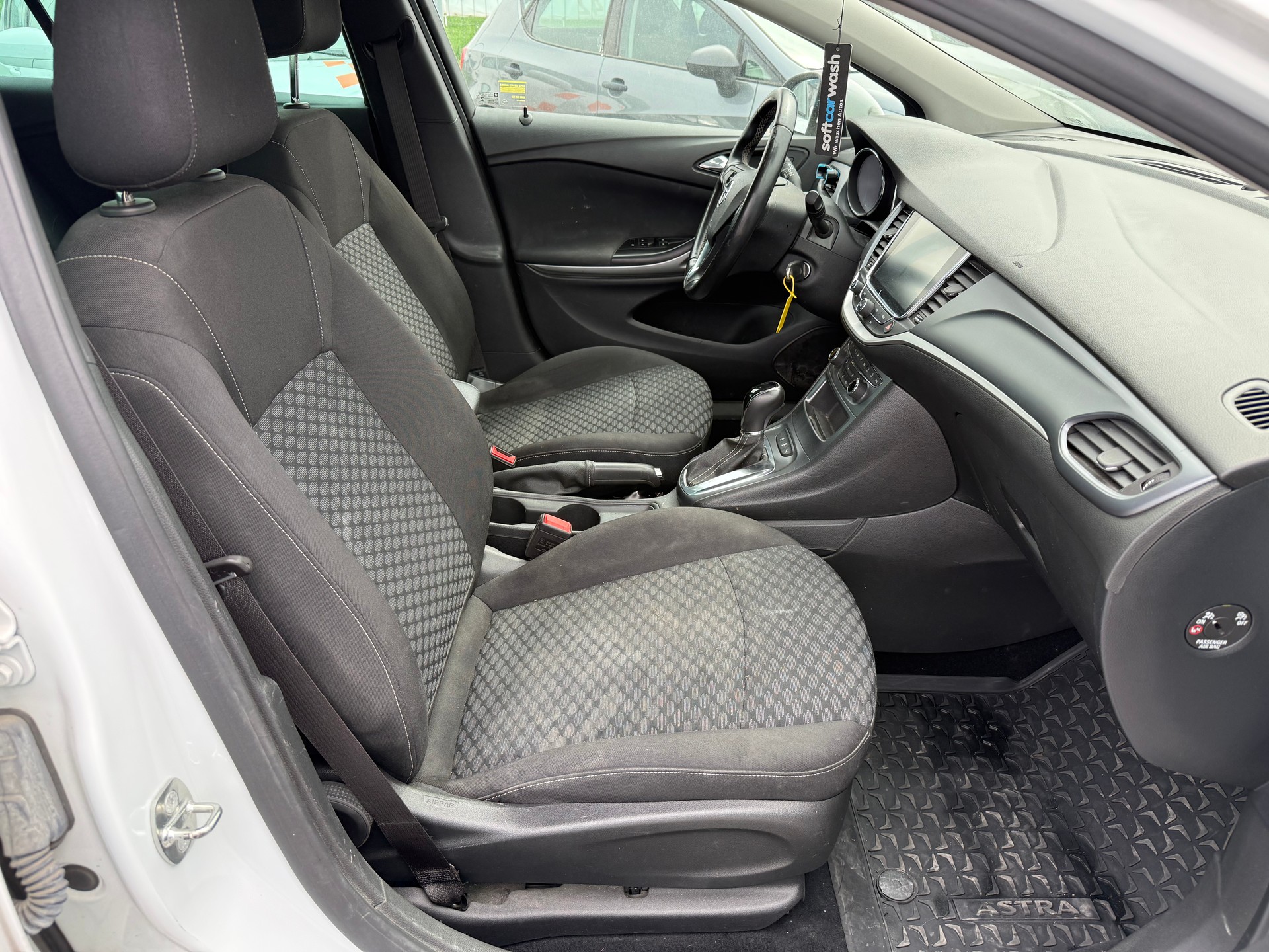 OPEL Astra Sports Tourer 1.6 CDTi ecoF Enjoy Automatic-image-6