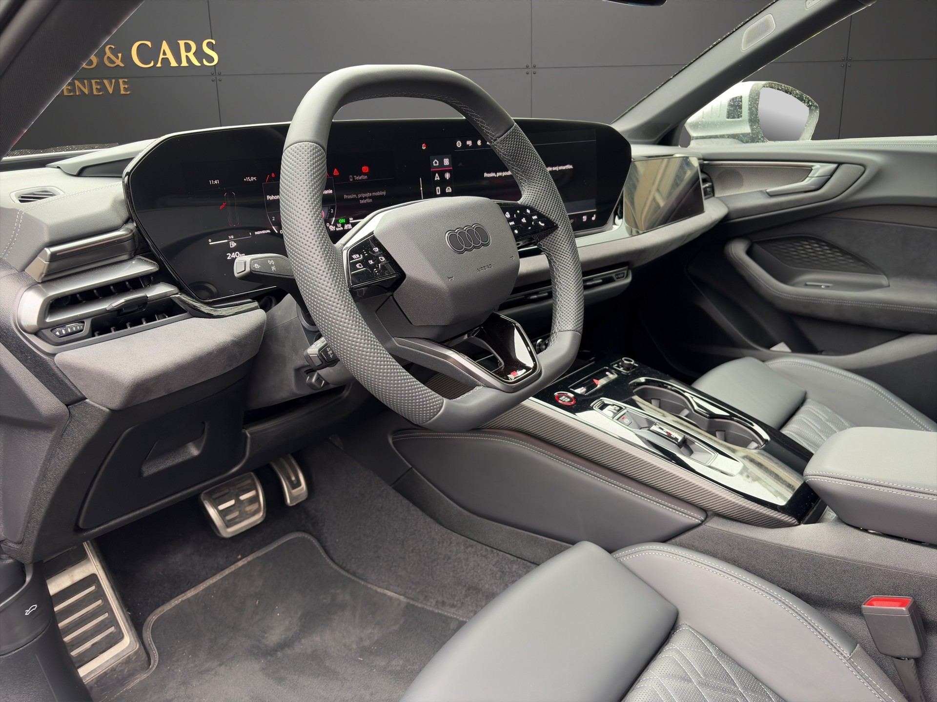 AUDI S5 Avant TFSI quattro S tronic-image-10