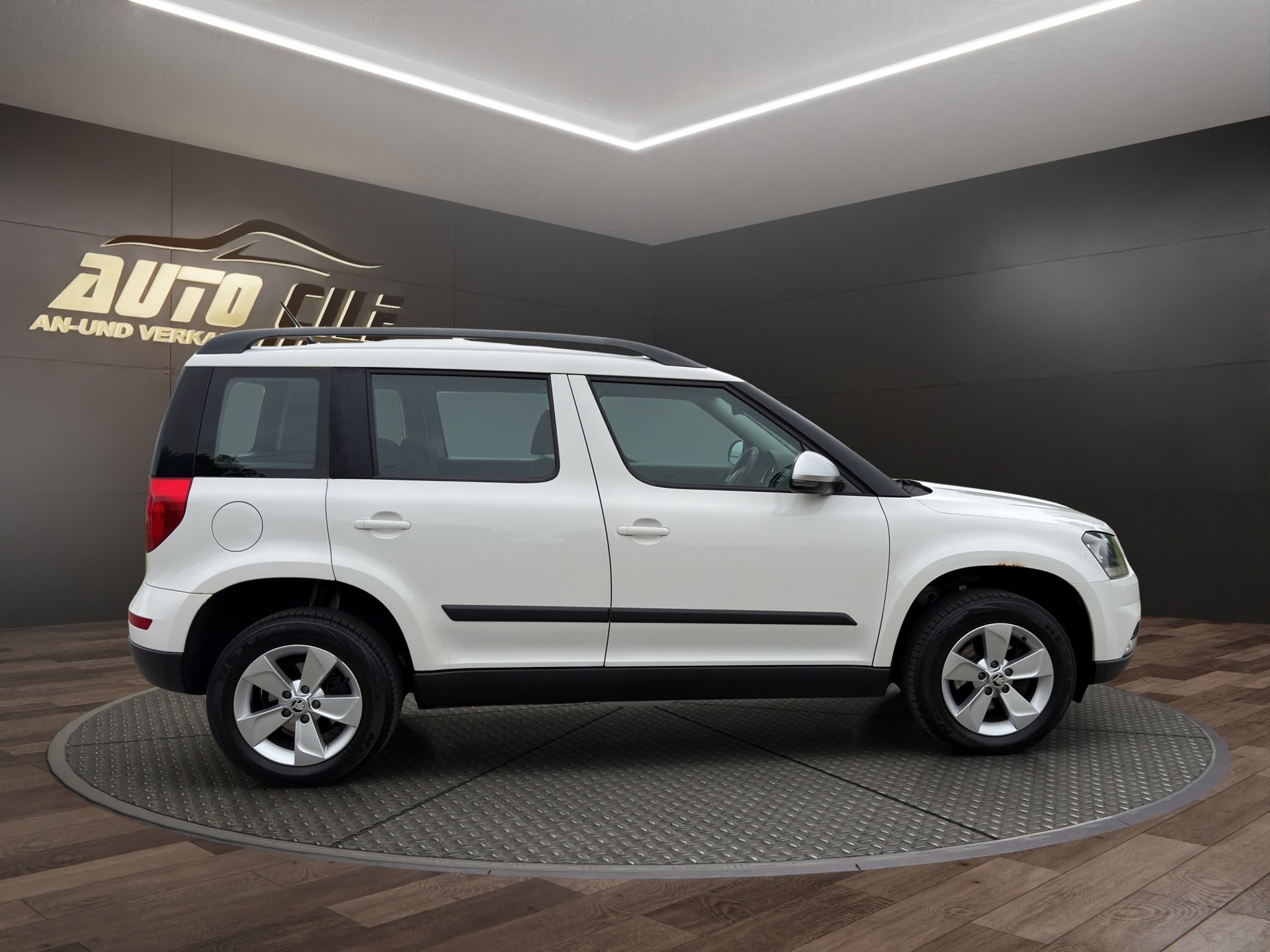 SKODA Yeti 1.8 TSI Ambition Outdoor 4x4-image-4