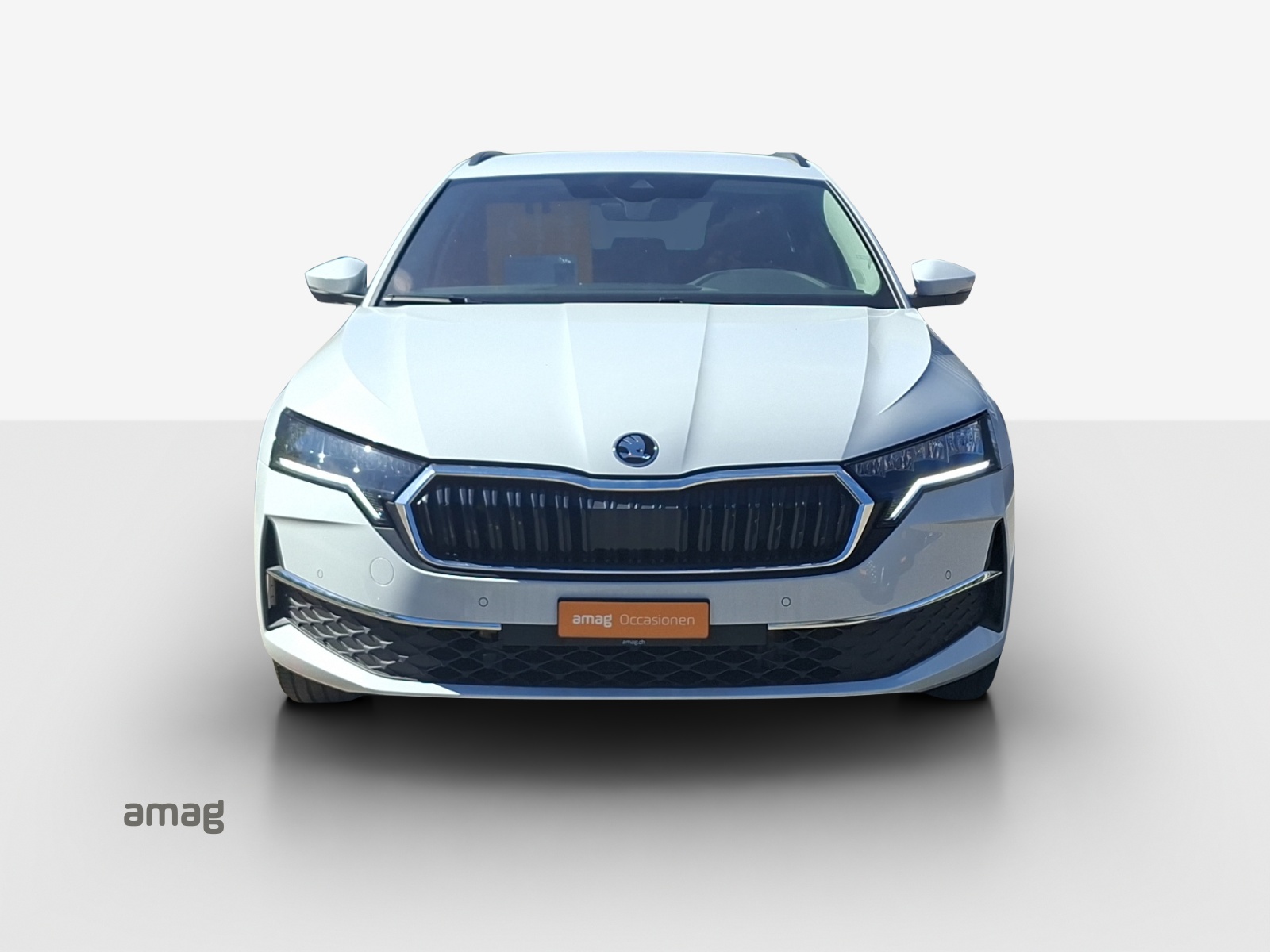 SKODA Octavia Combi 1.5 TSI mHEV DSG Dynamic-image-6
